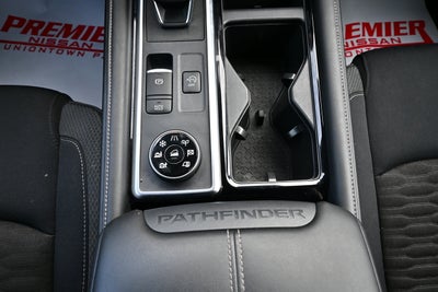 2022 Nissan Pathfinder S