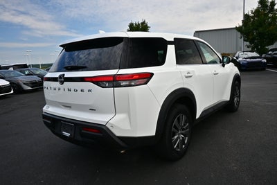 2022 Nissan Pathfinder S