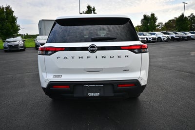 2022 Nissan Pathfinder S