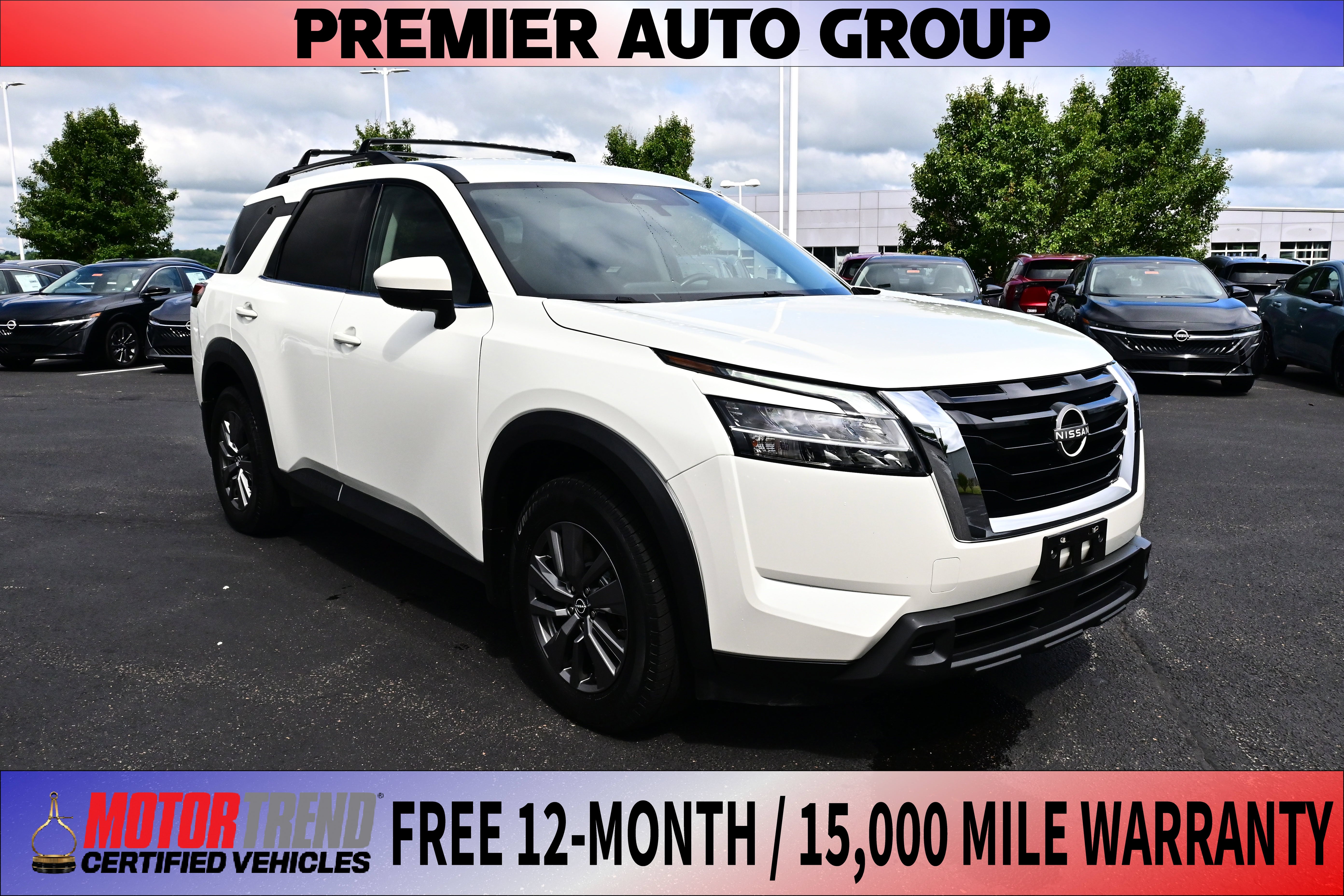 2022 Nissan Pathfinder SV
