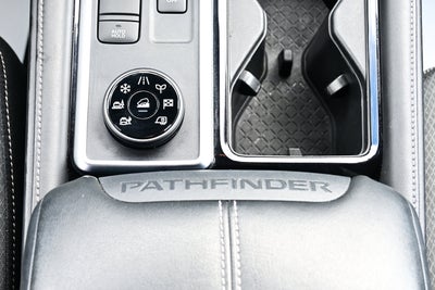 2022 Nissan Pathfinder SV