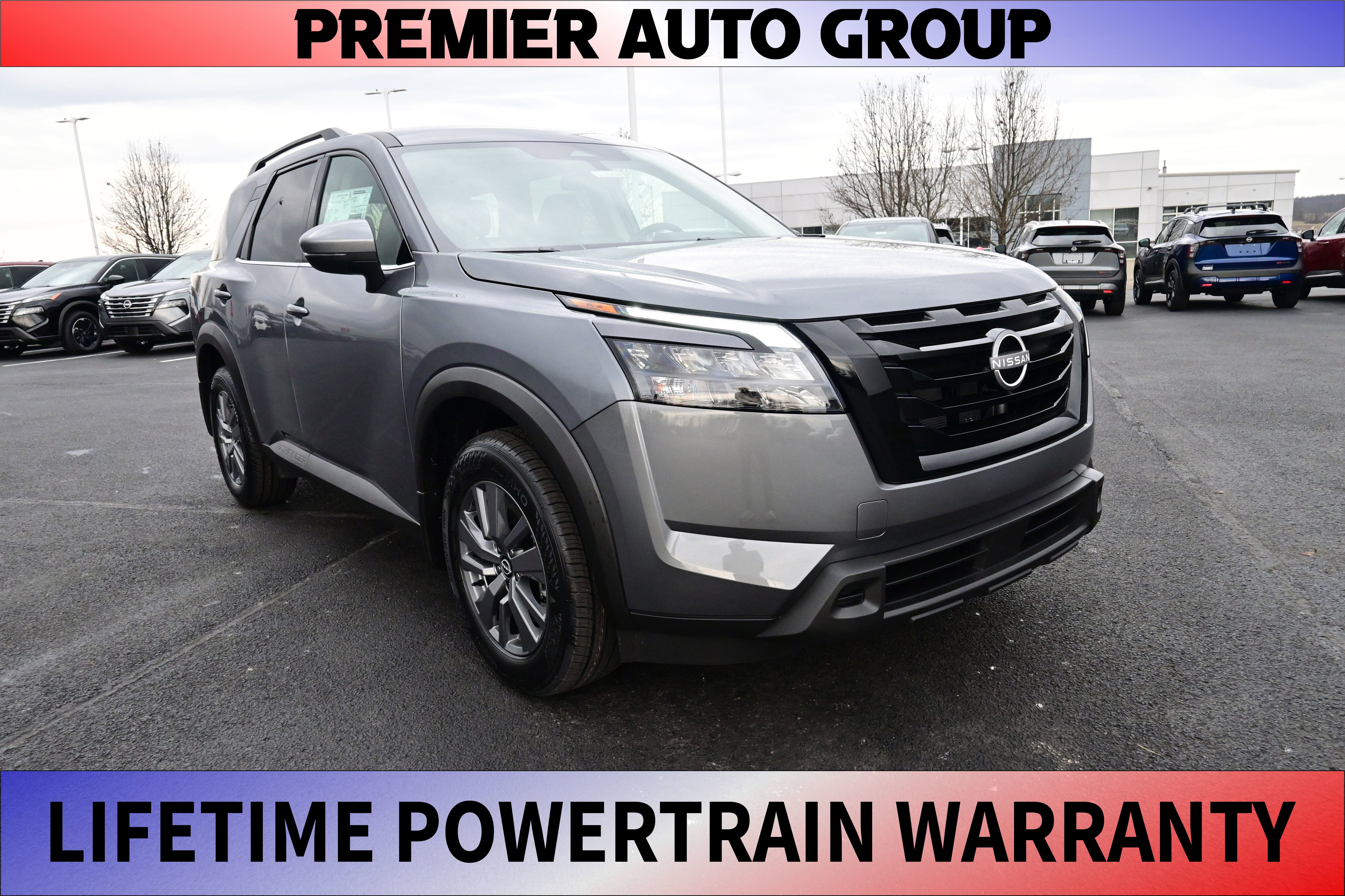 2025 Nissan Pathfinder SV