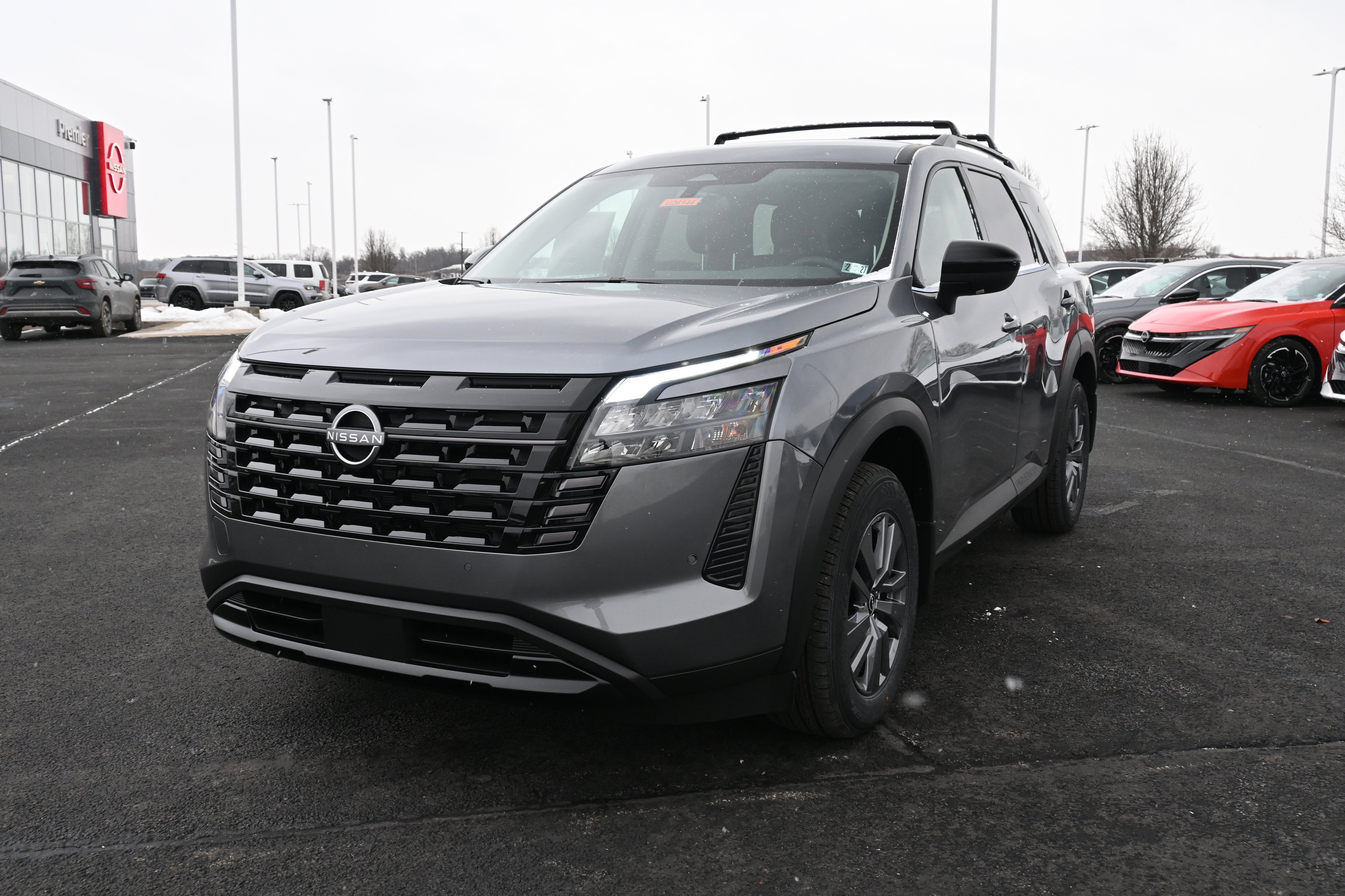 2026 Nissan Pathfinder SV