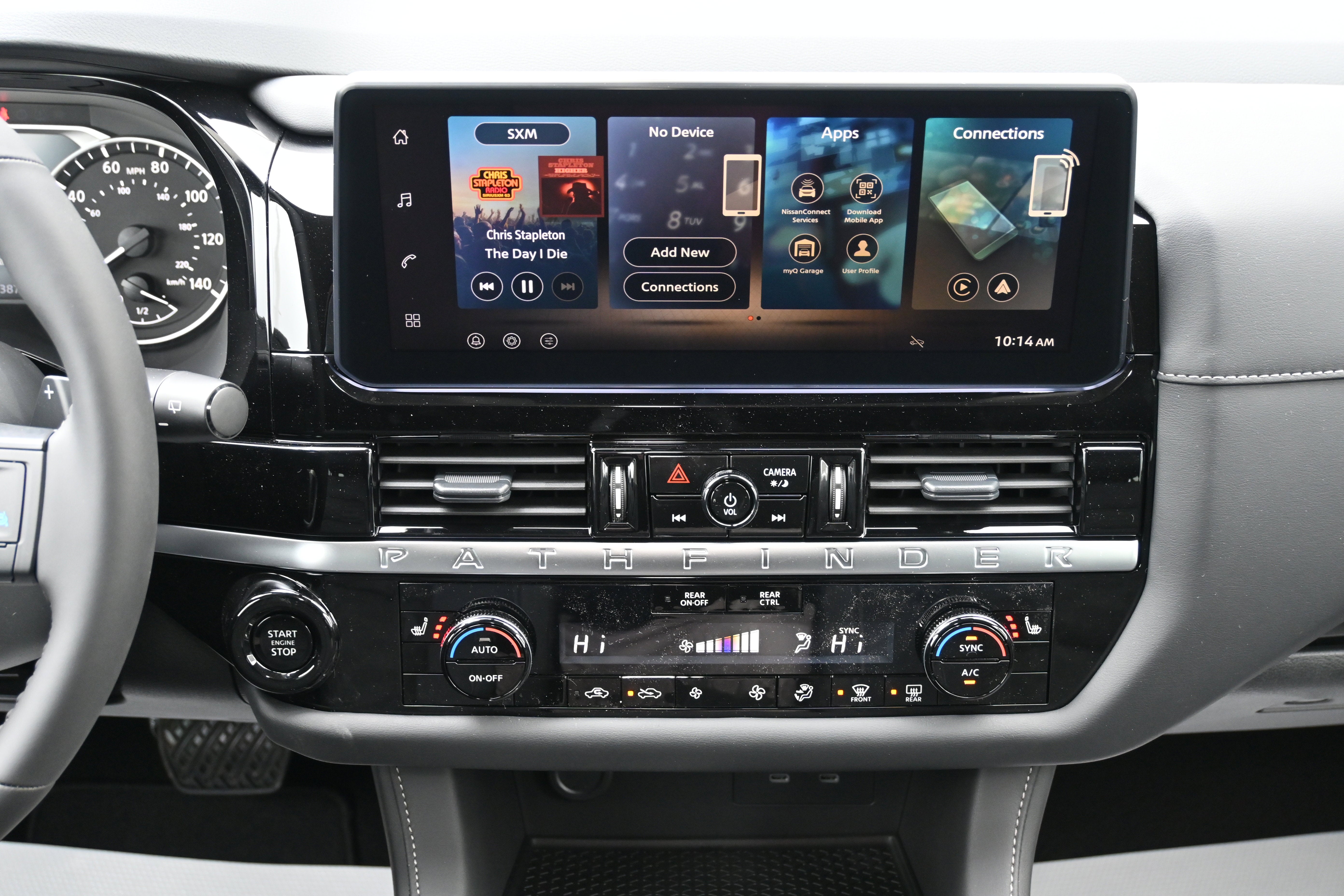 2026 Nissan Pathfinder SV