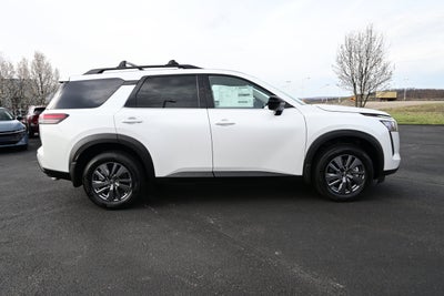 2026 Nissan Pathfinder SV