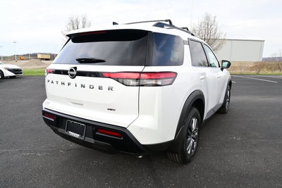 2026 Nissan Pathfinder SV