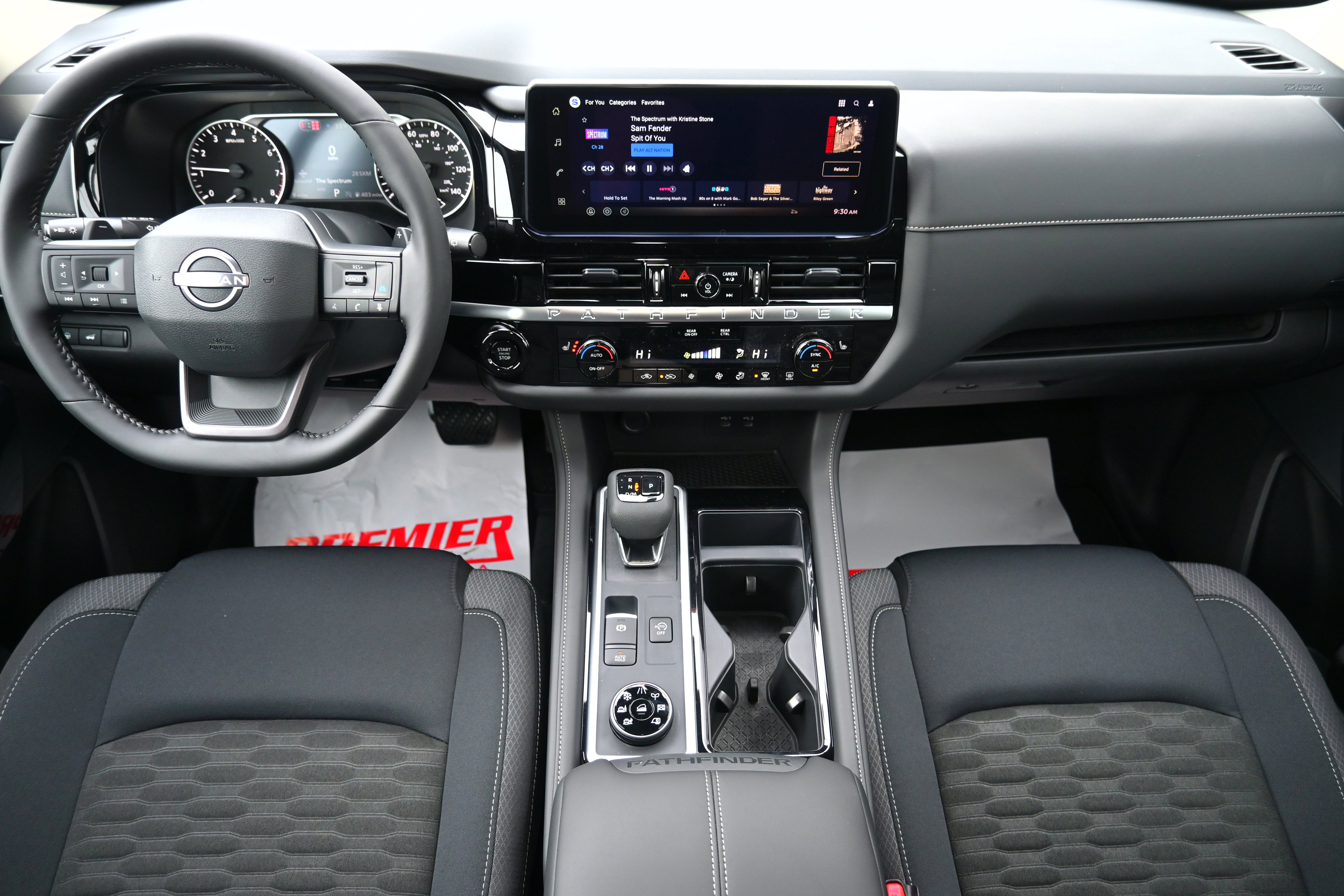 2026 Nissan Pathfinder SV