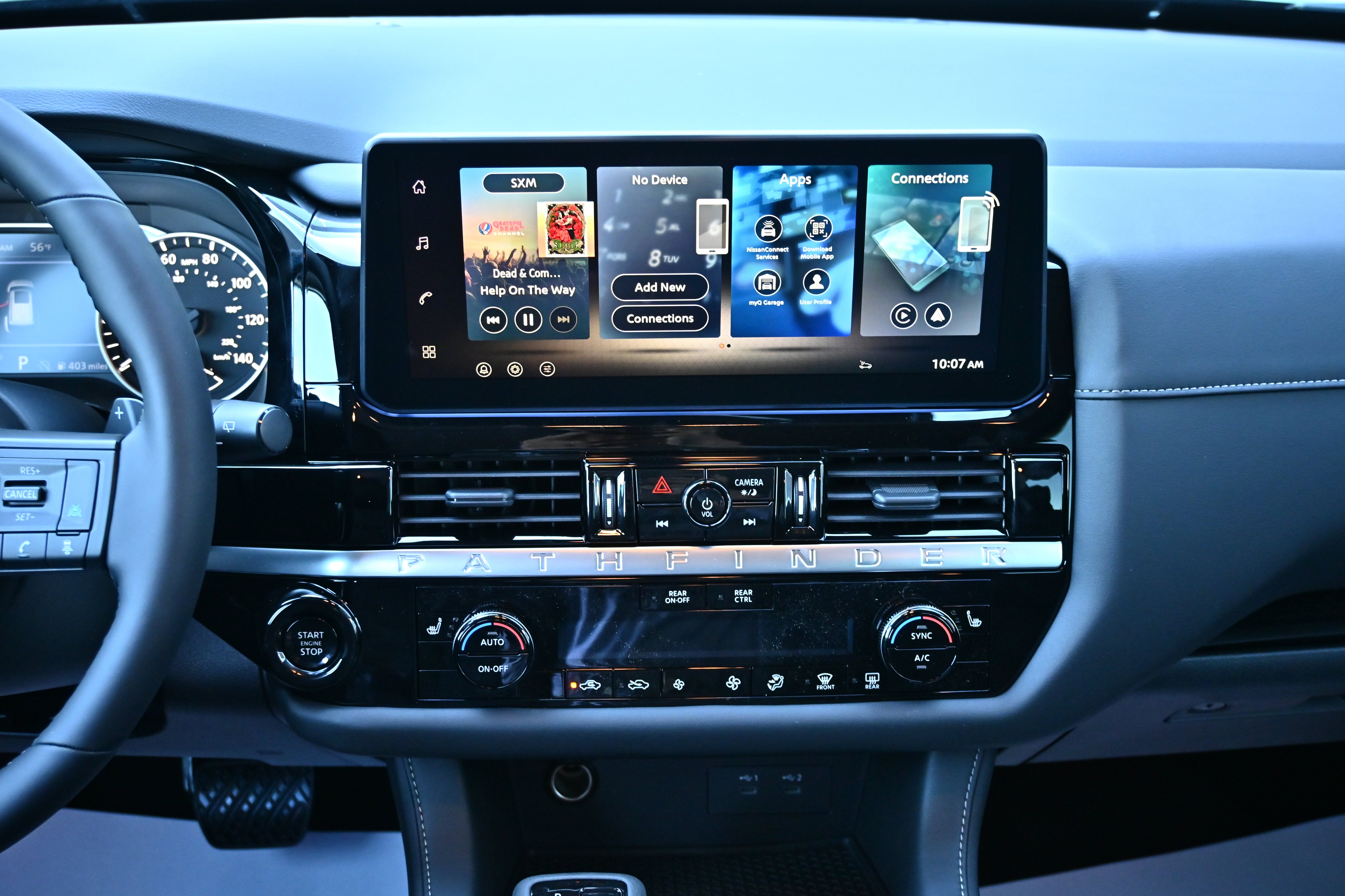 2026 Nissan Pathfinder SV
