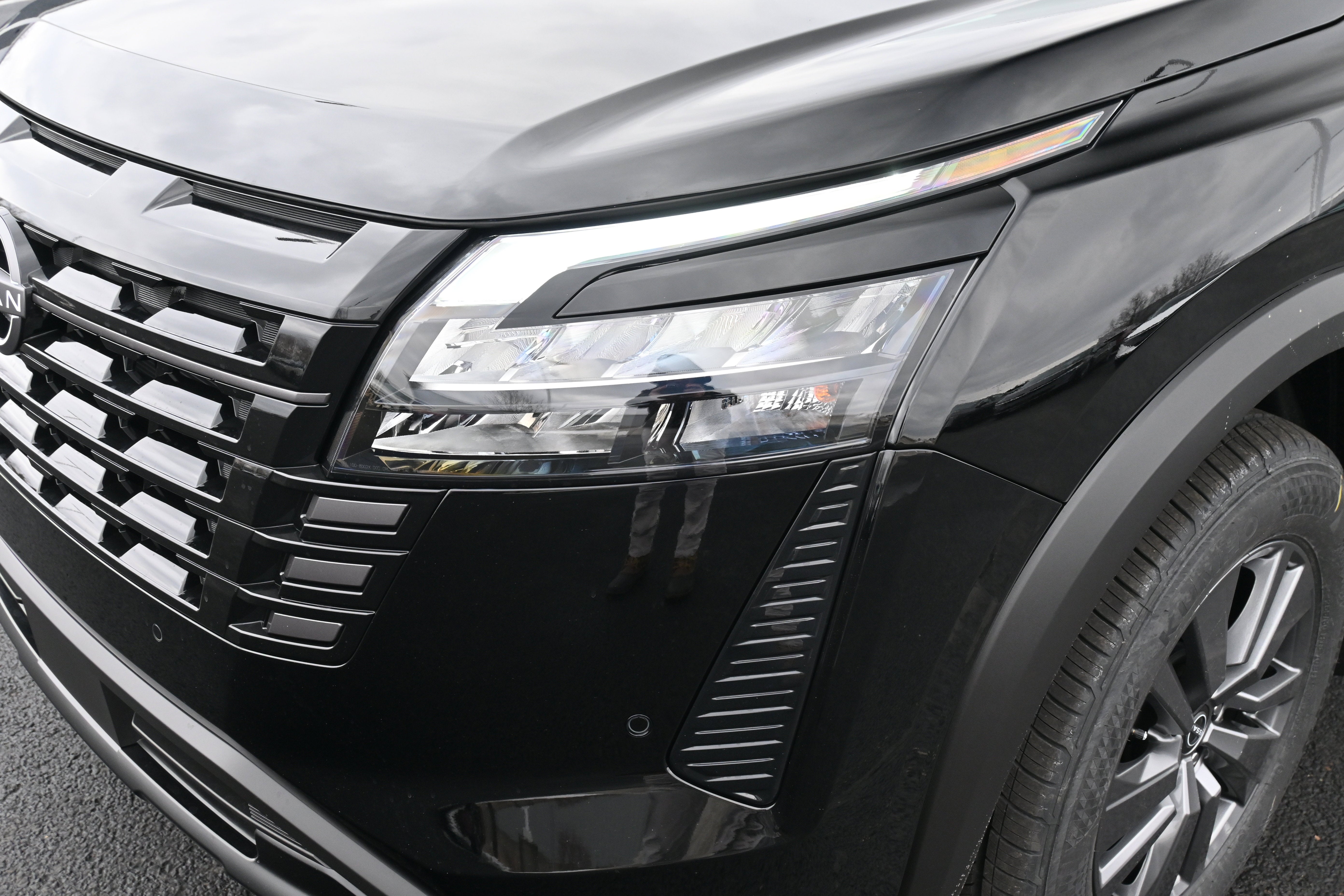 2026 Nissan Pathfinder SV