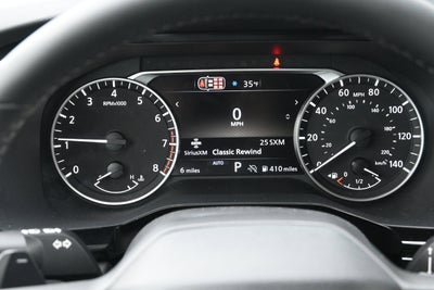 2026 Nissan Pathfinder SV