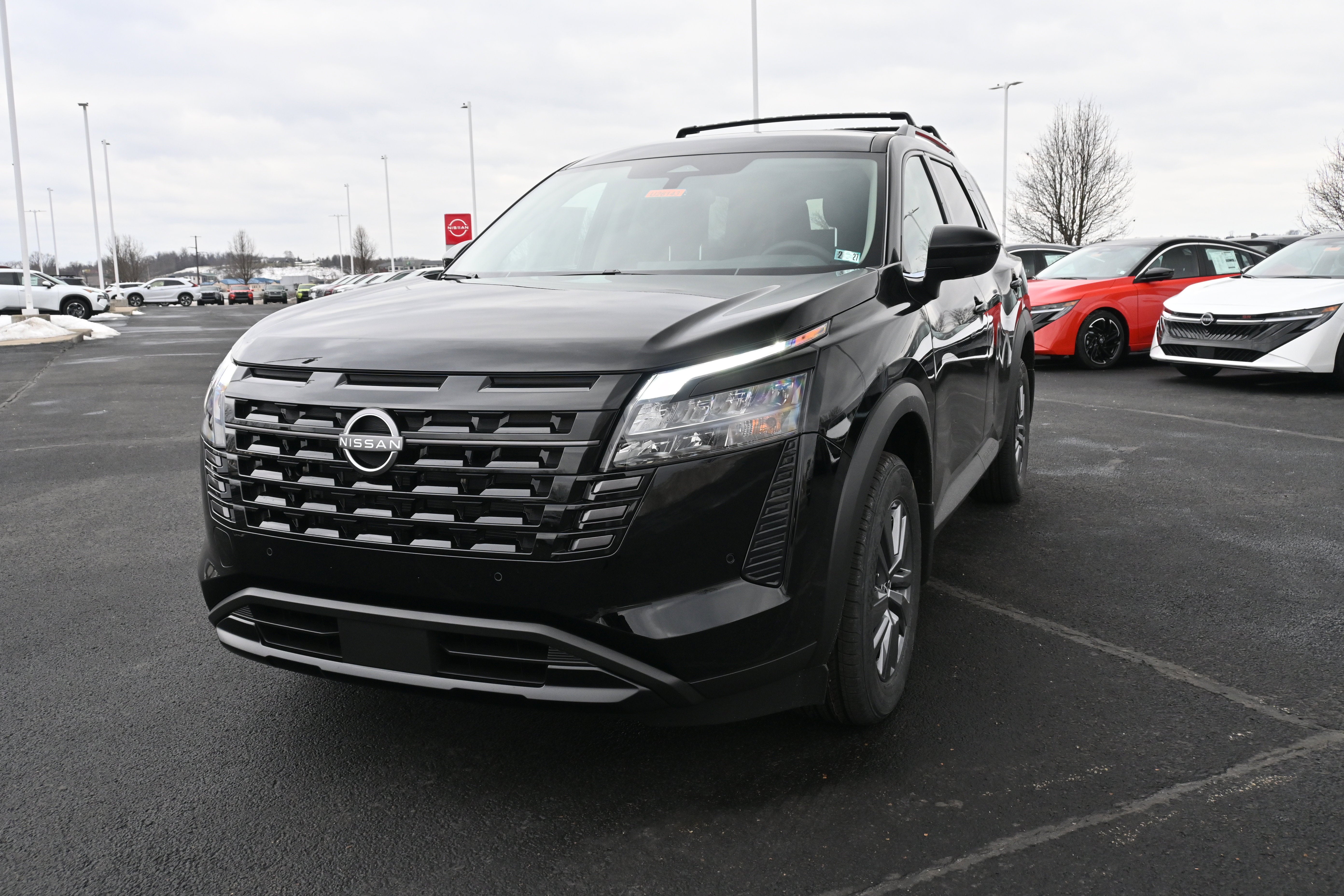 2026 Nissan Pathfinder SV