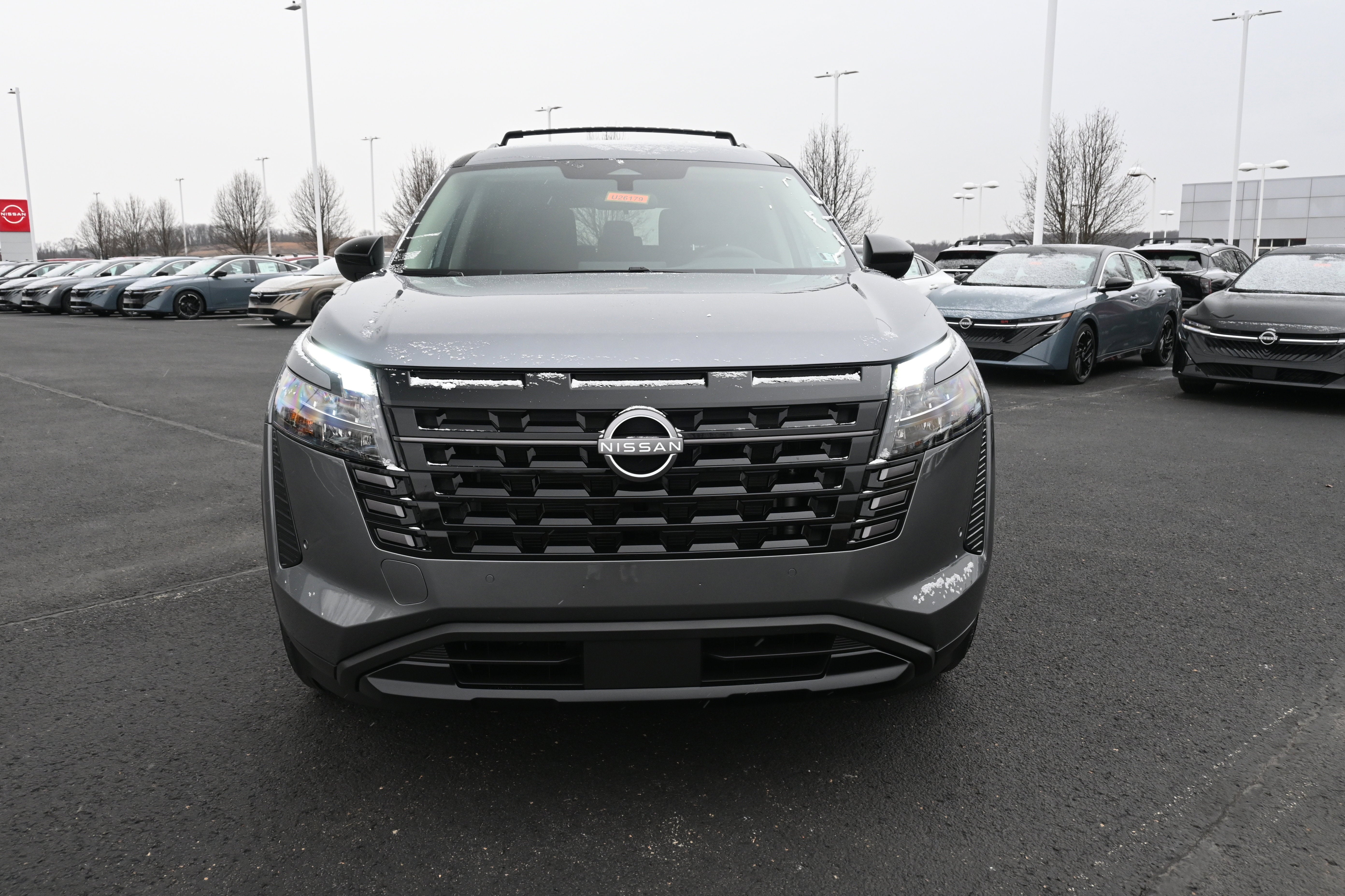 2026 Nissan Pathfinder SV