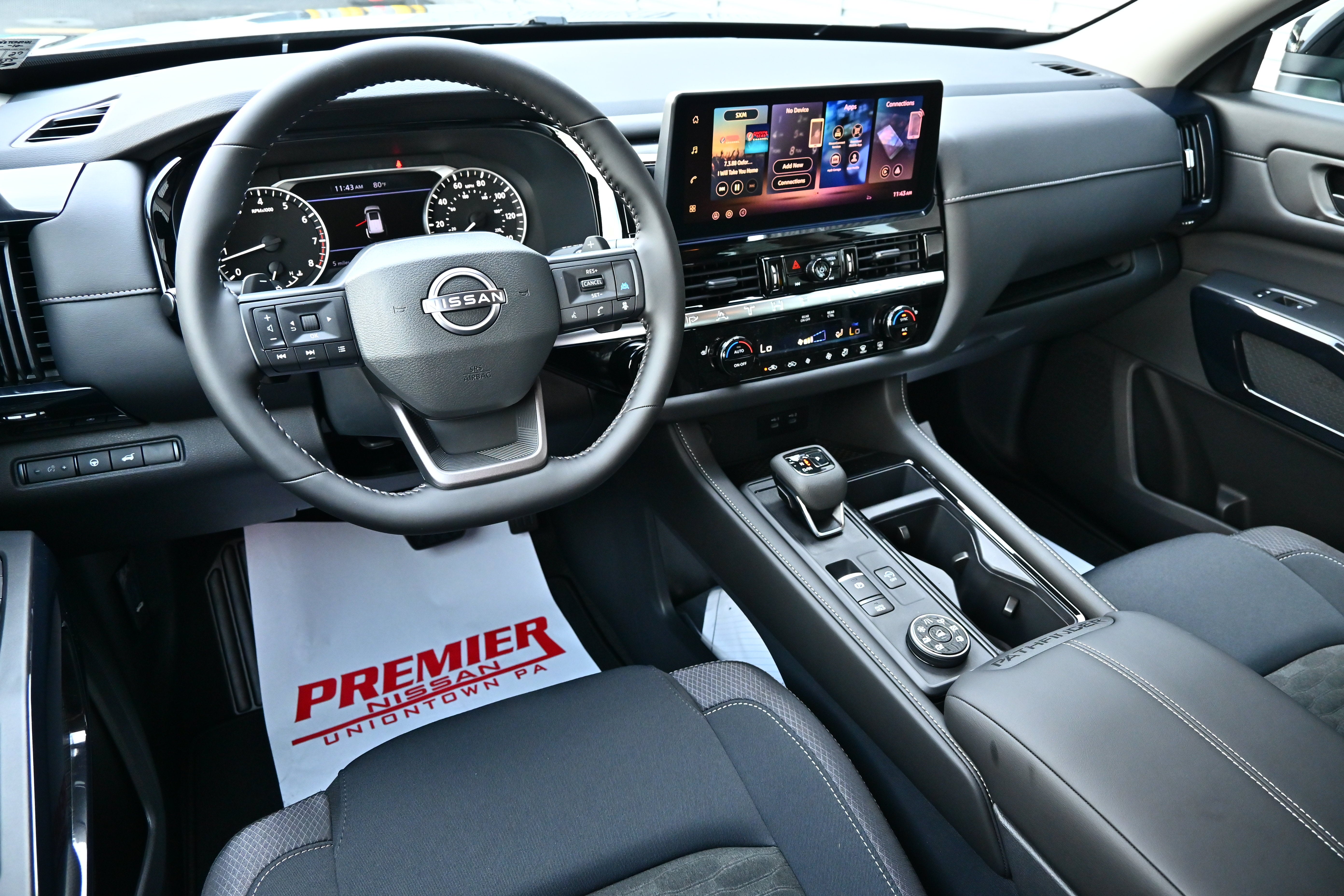 2026 Nissan Pathfinder SV