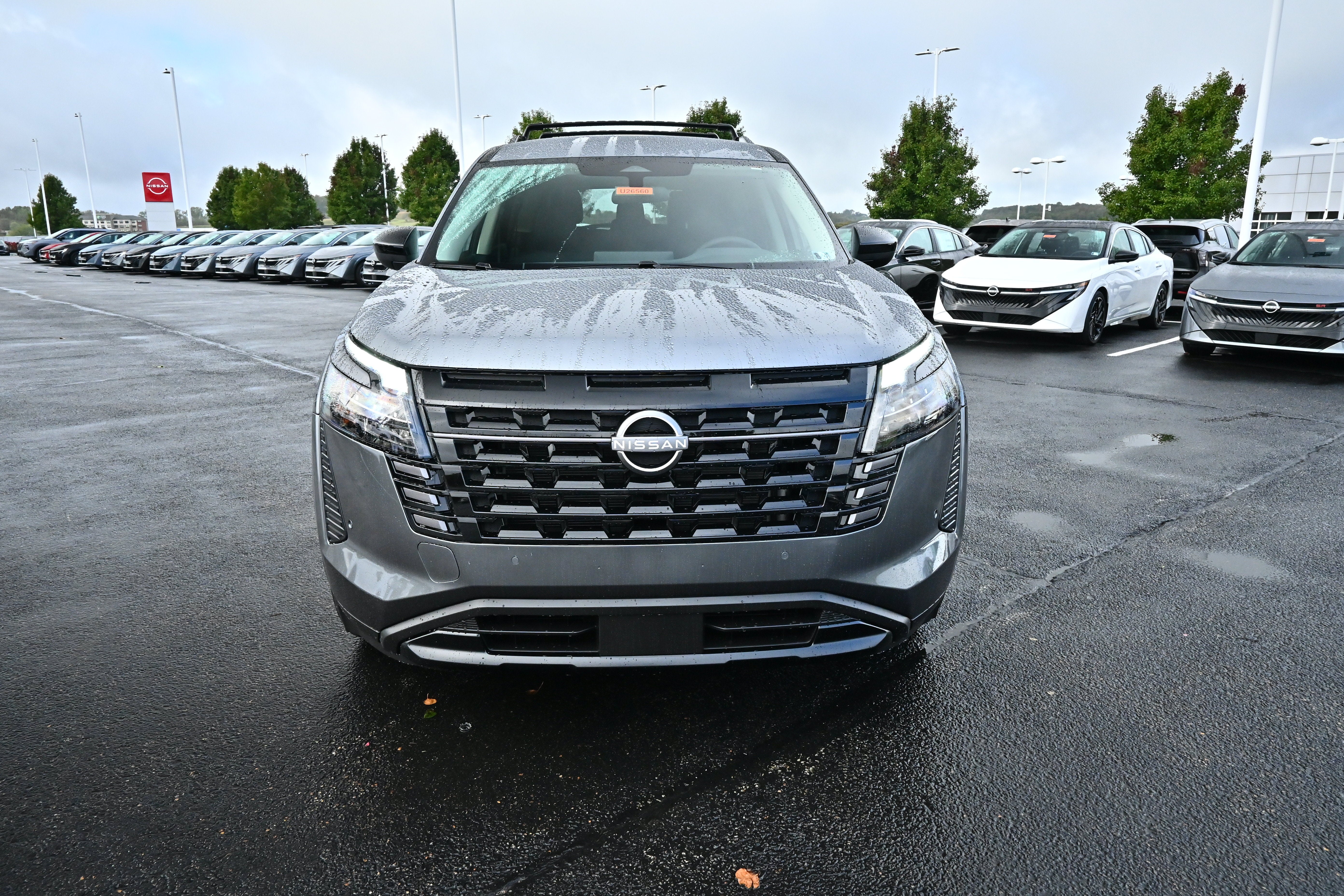 2026 Nissan Pathfinder SV