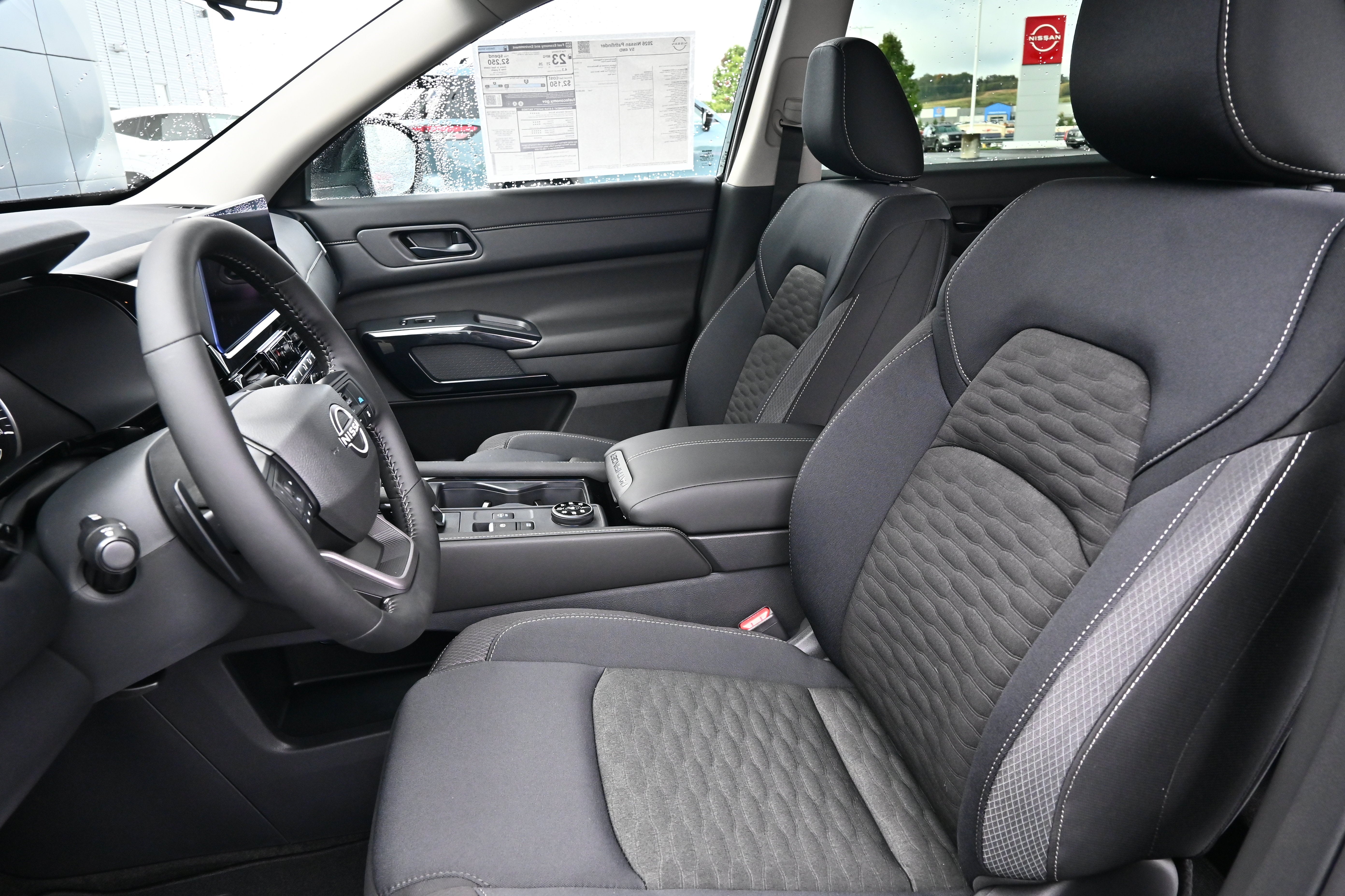 2026 Nissan Pathfinder SV