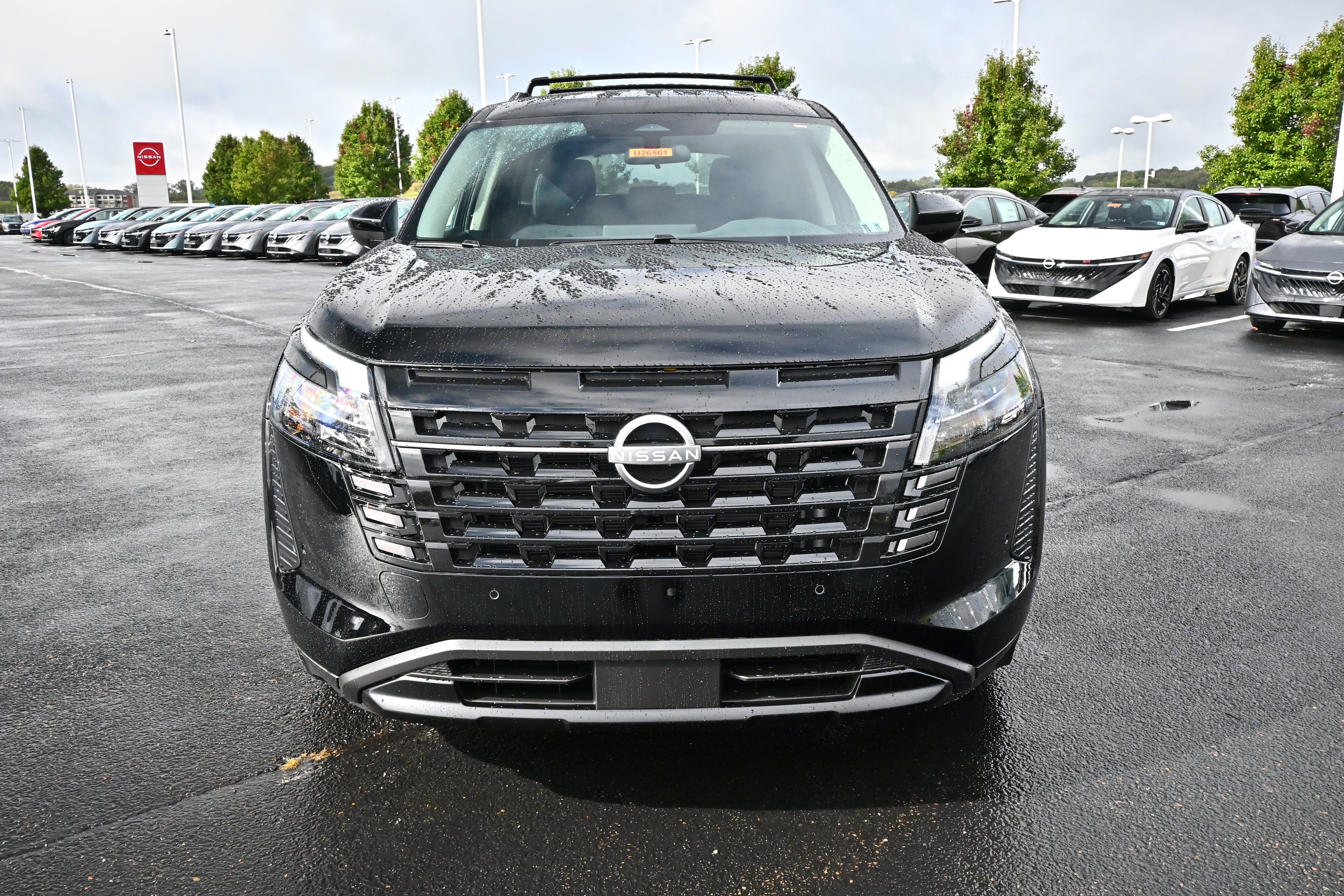 2026 Nissan Pathfinder SV