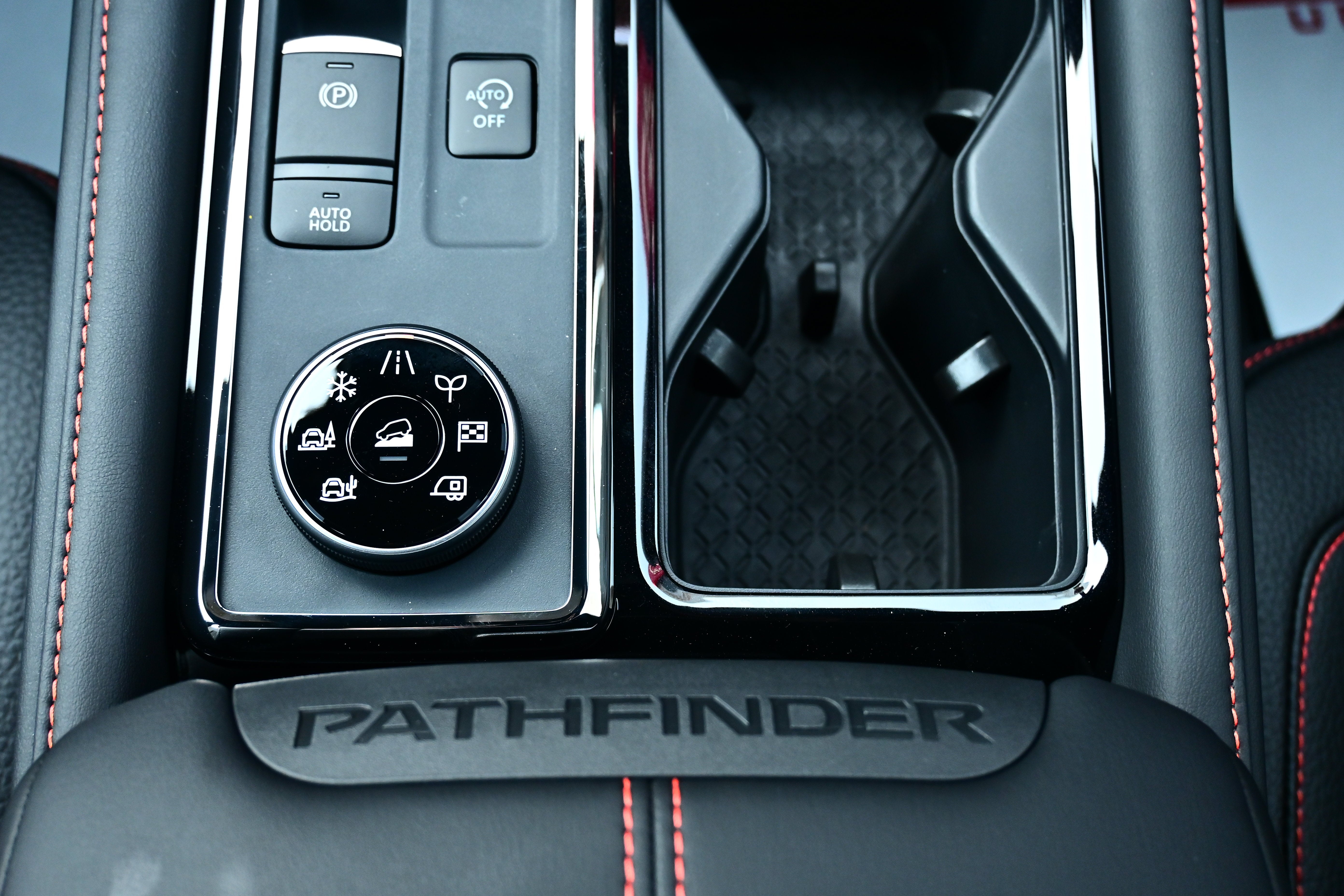 2026 Nissan Pathfinder Rock Creek®