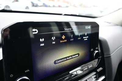 2025 Nissan Pathfinder SL