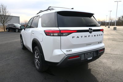 2026 Nissan Pathfinder SL