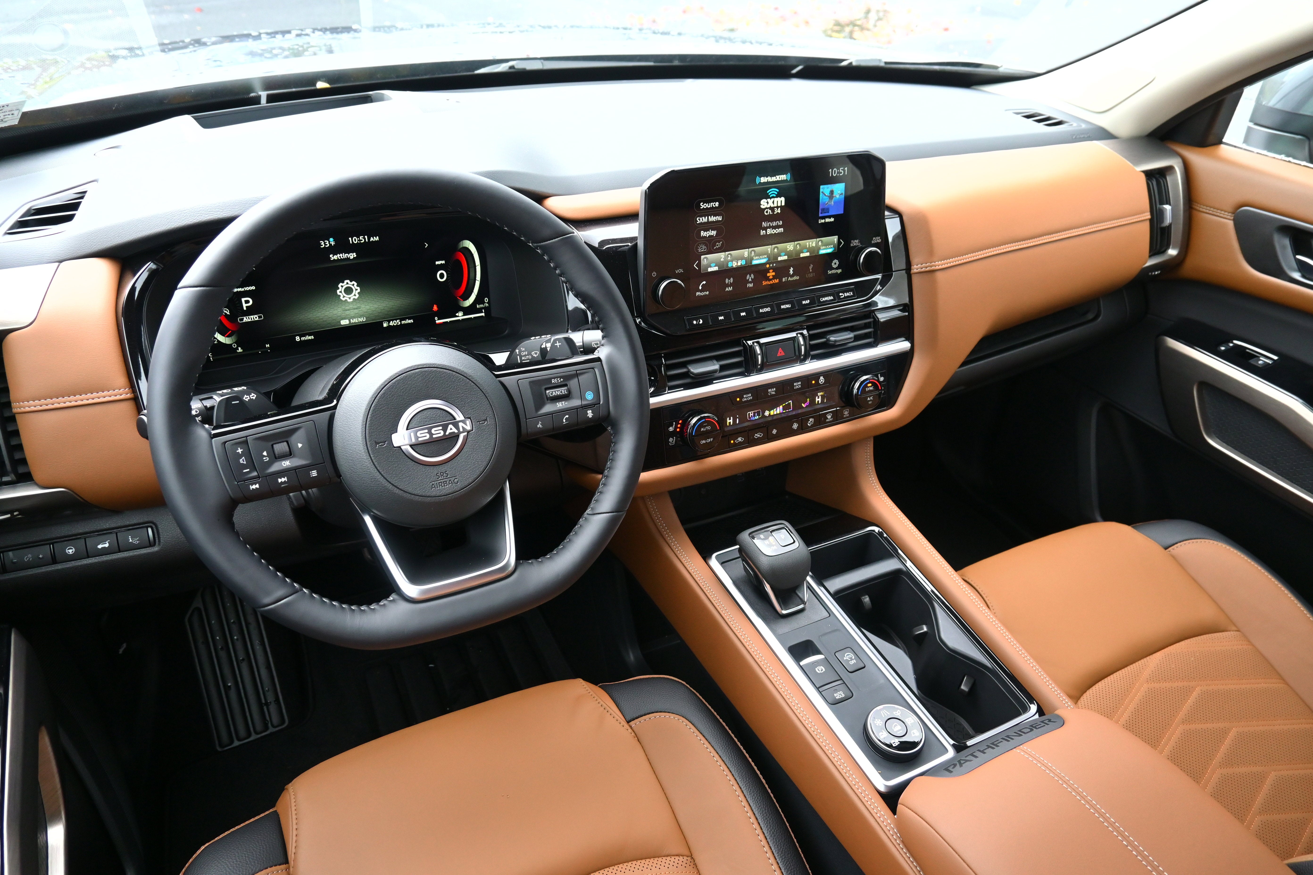 2025 Nissan Pathfinder Platinum