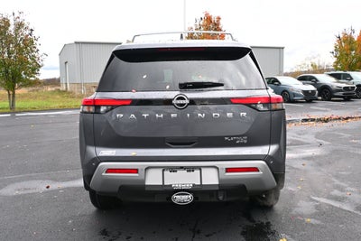 2025 Nissan Pathfinder Platinum