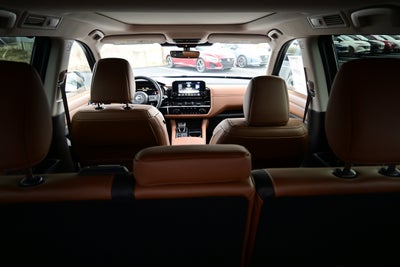 2025 Nissan Pathfinder Platinum