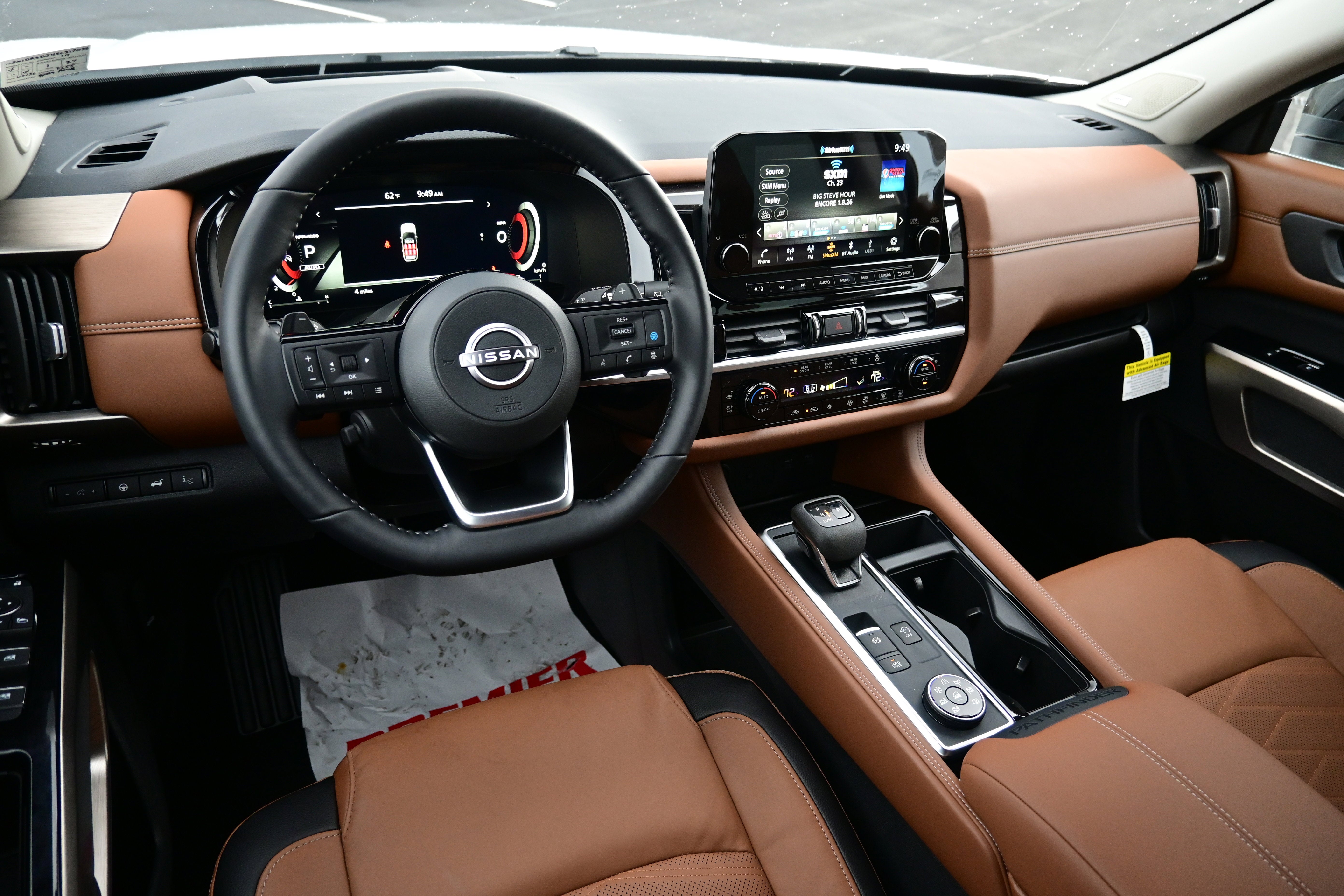 2025 Nissan Pathfinder Platinum