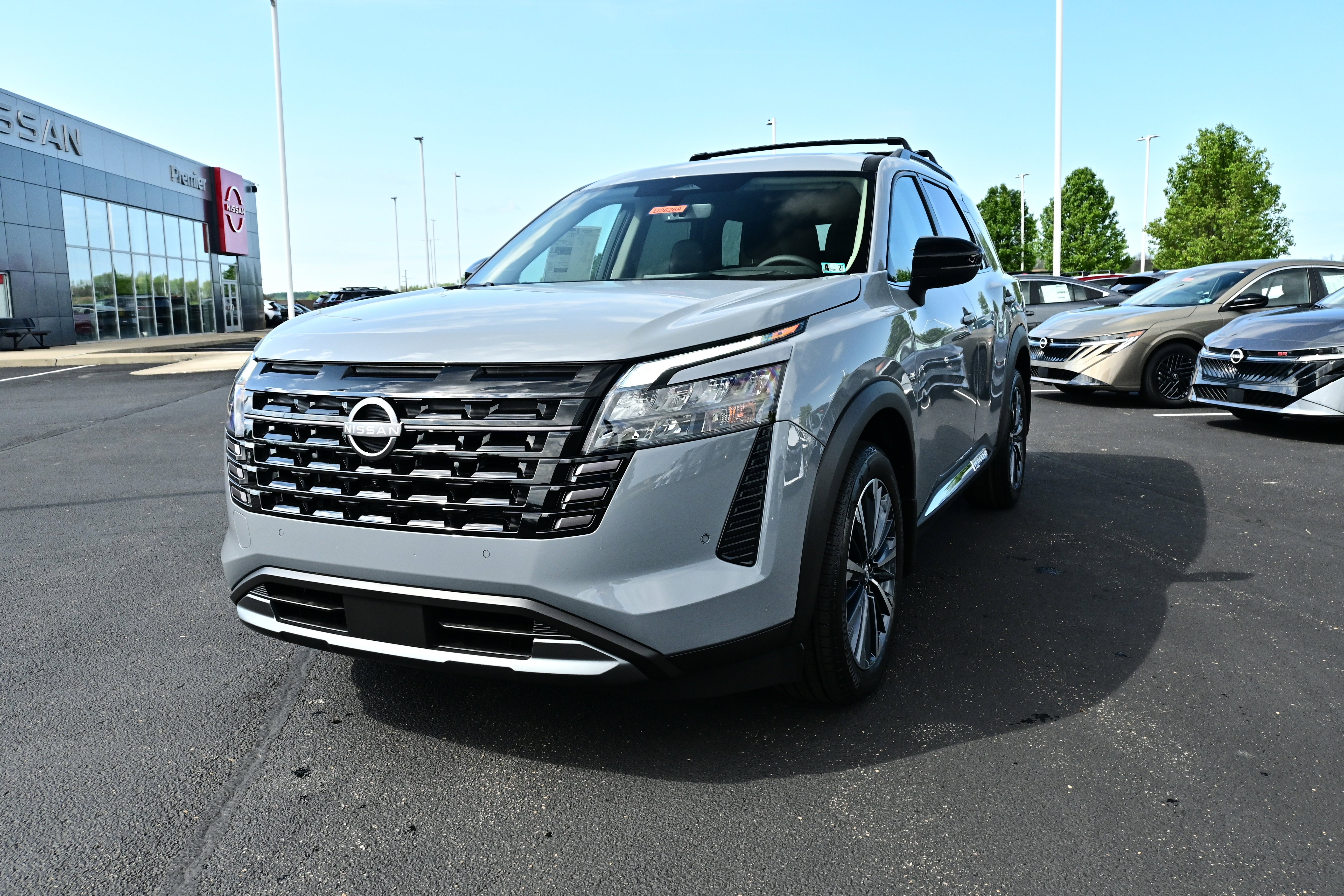 2026 Nissan Pathfinder Platinum