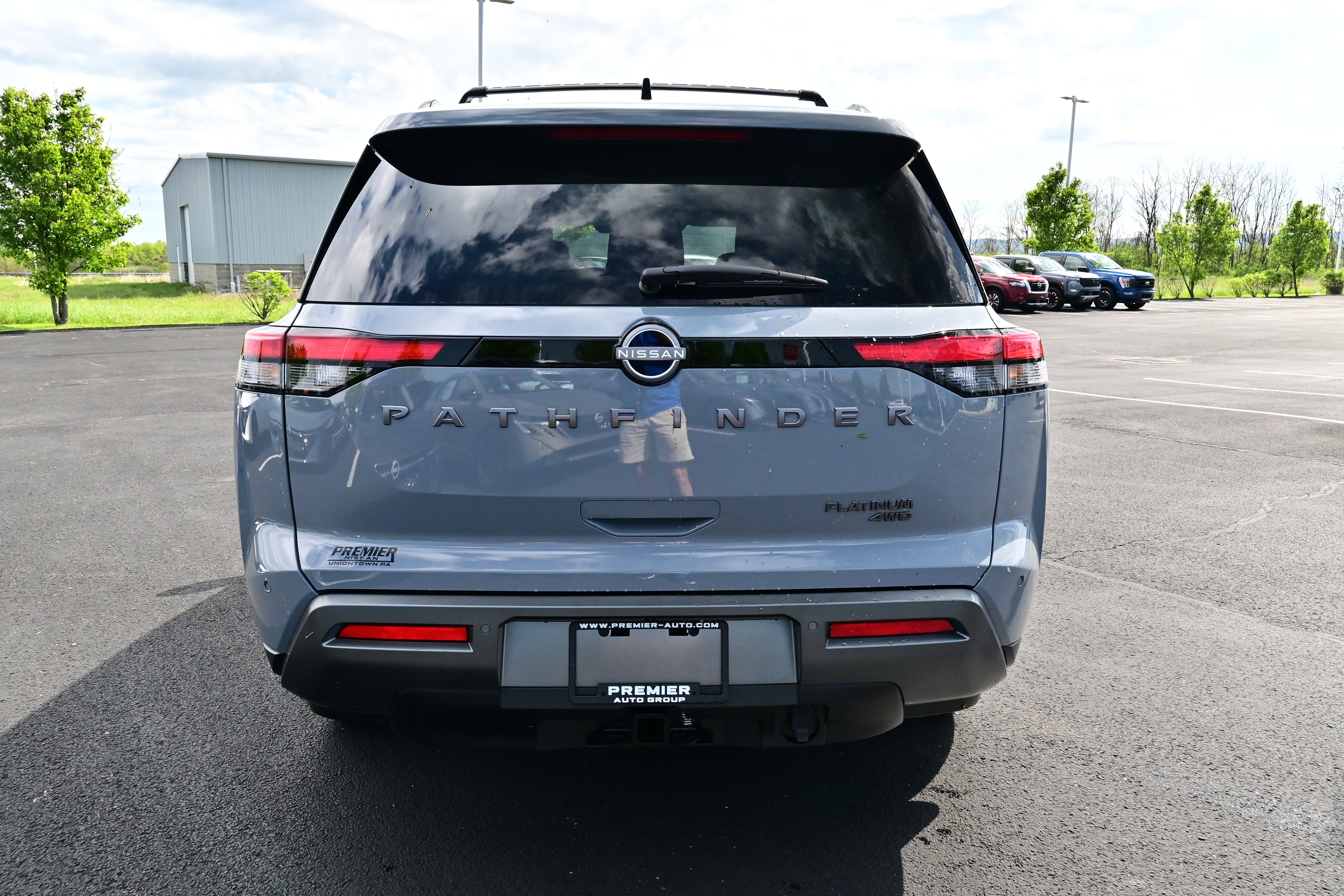 2026 Nissan Pathfinder Platinum