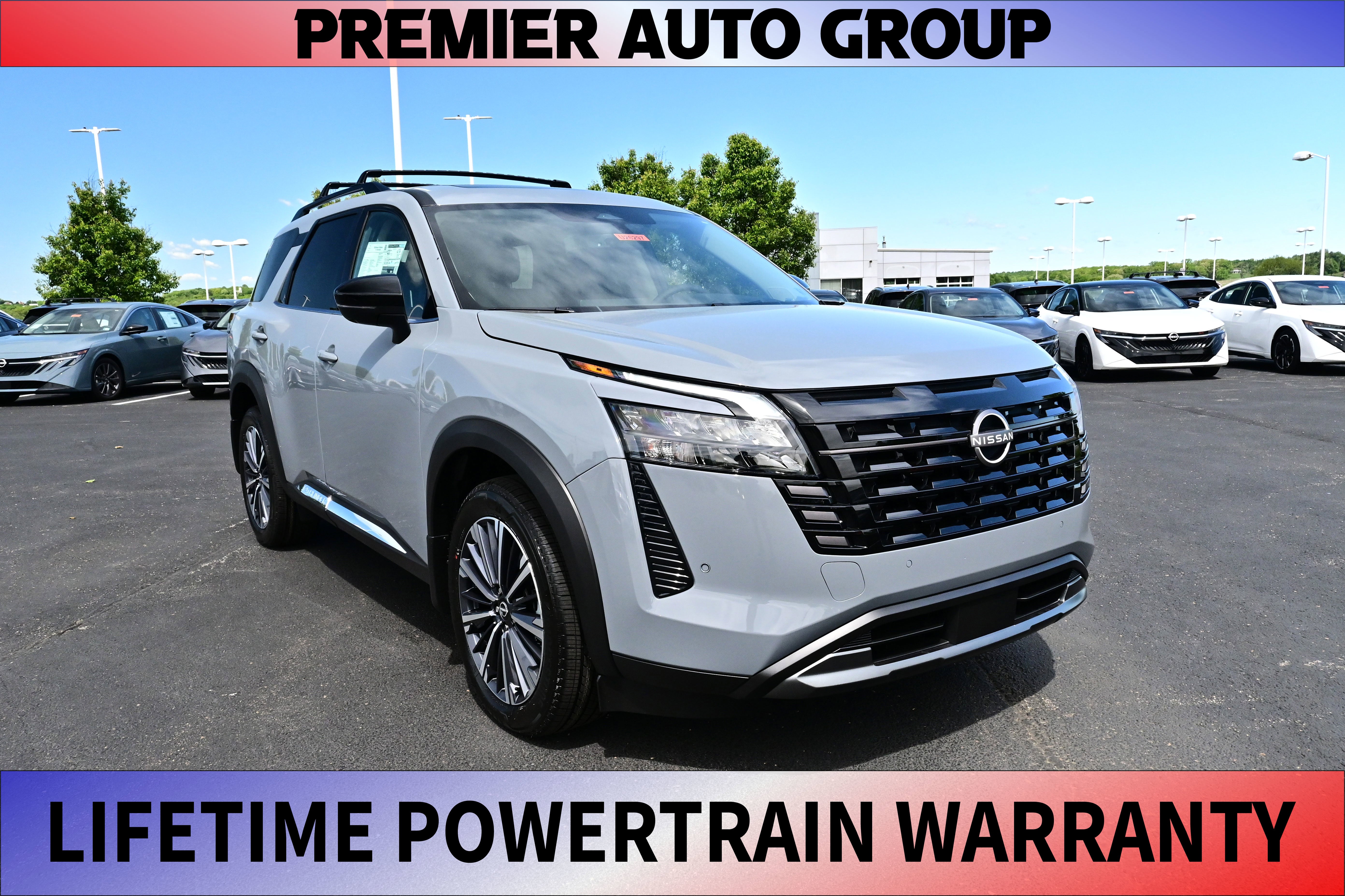 2026 Nissan Pathfinder Platinum 4WD's photo