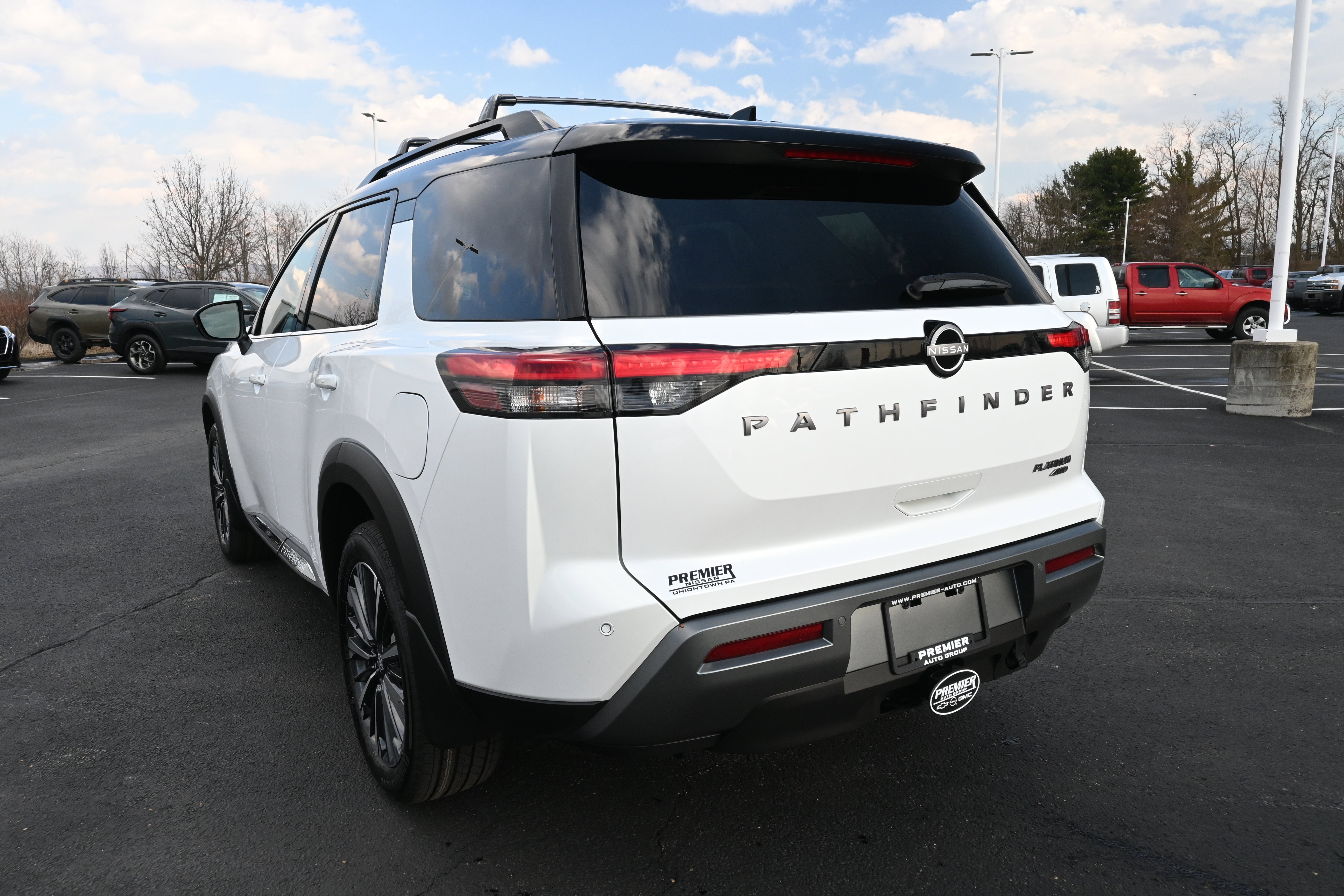 2026 Nissan Pathfinder Platinum