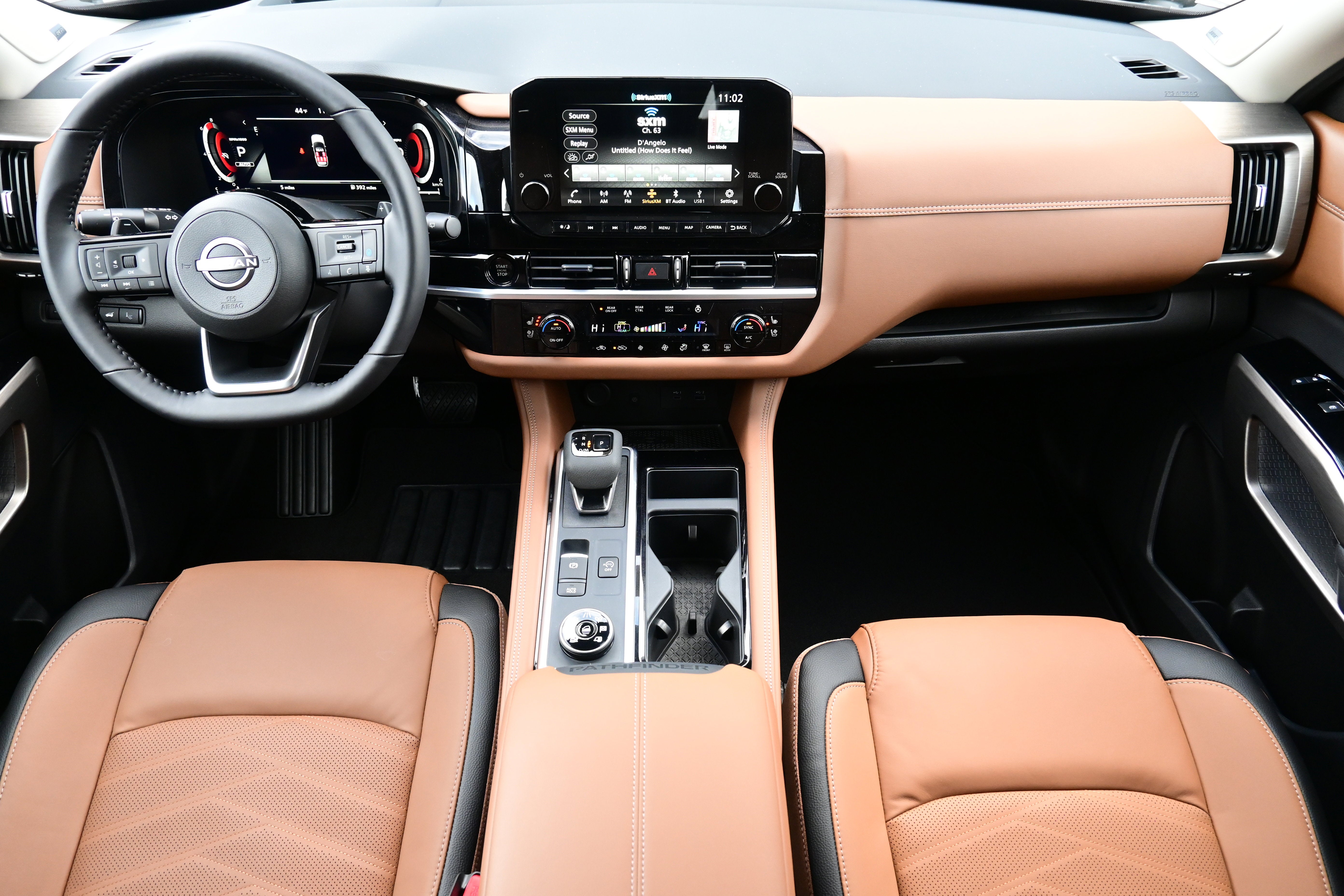 2025 Nissan Pathfinder Platinum