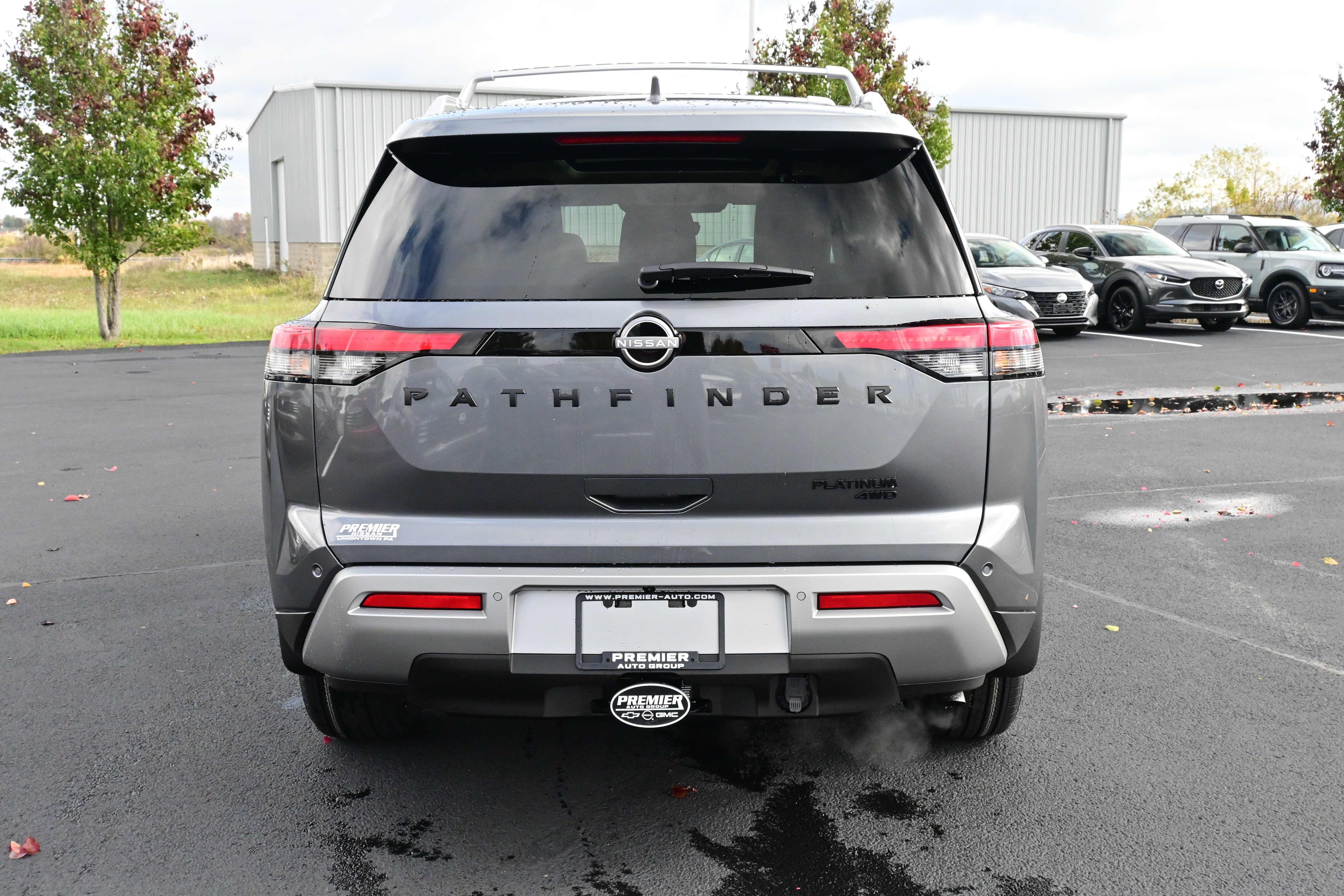 2025 Nissan Pathfinder Platinum