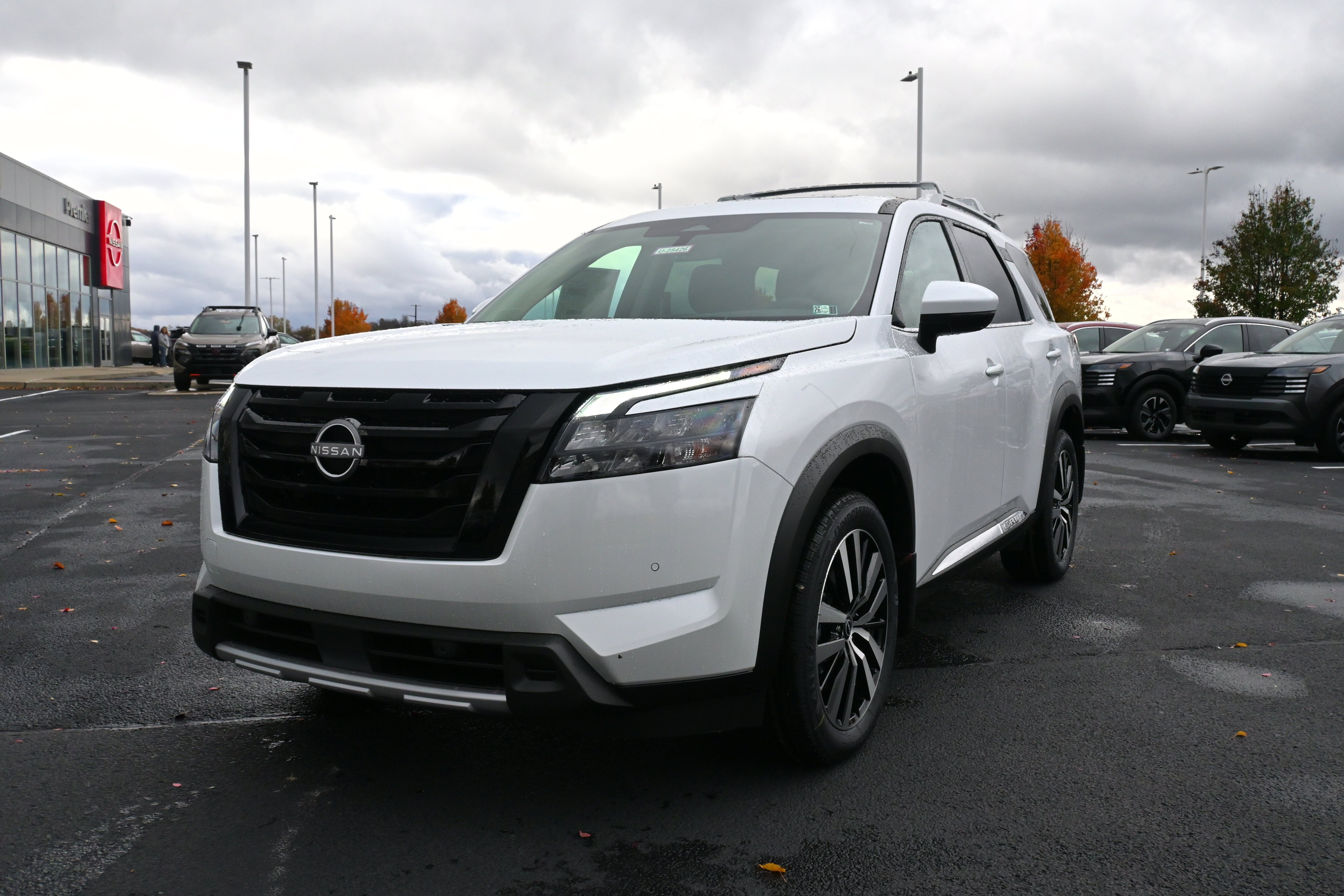 2025 Nissan Pathfinder Platinum