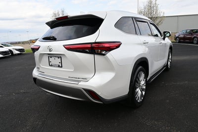 2023 Toyota Highlander Platinum