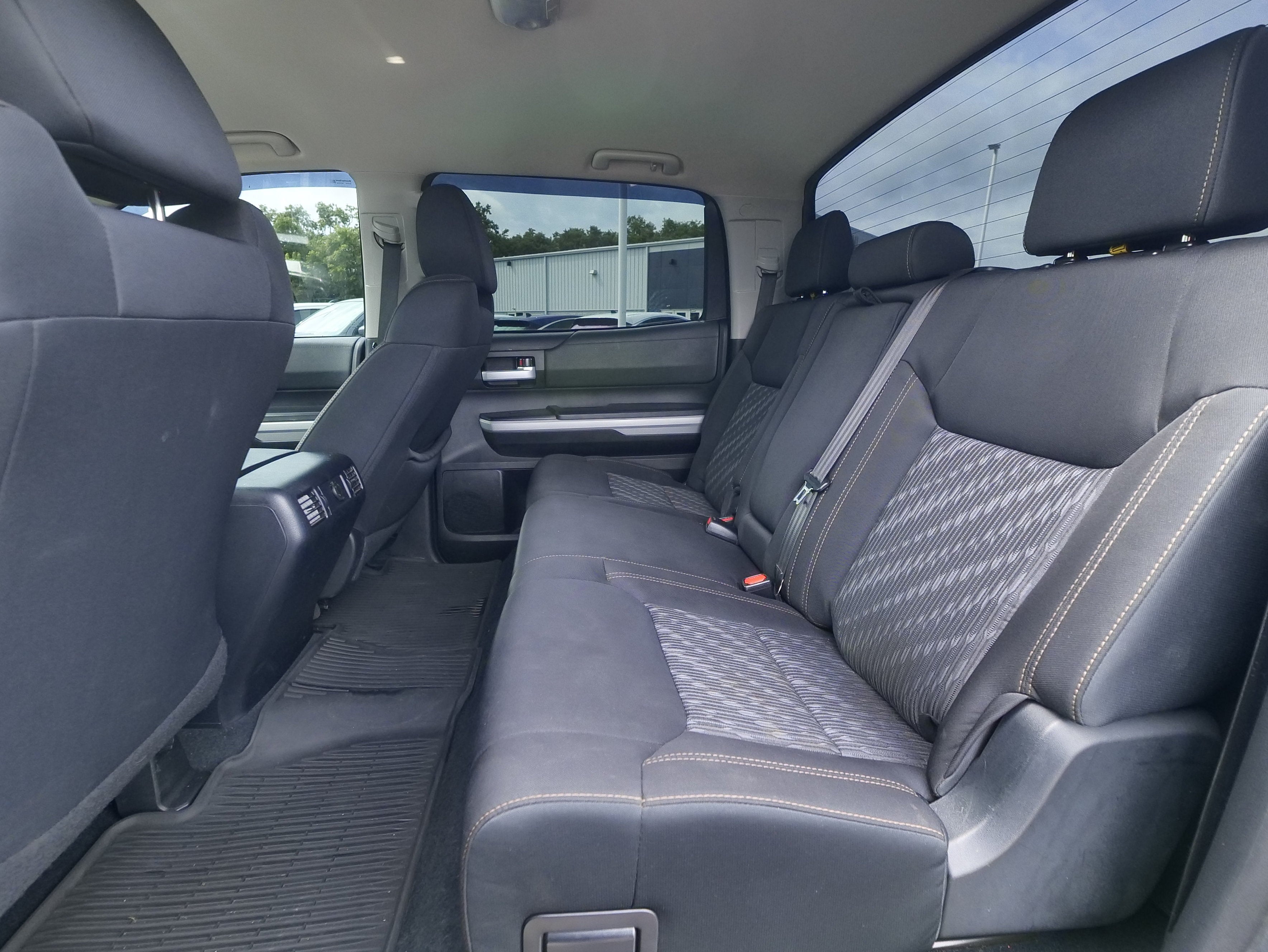 2021 Toyota Tundra 4WD SR5