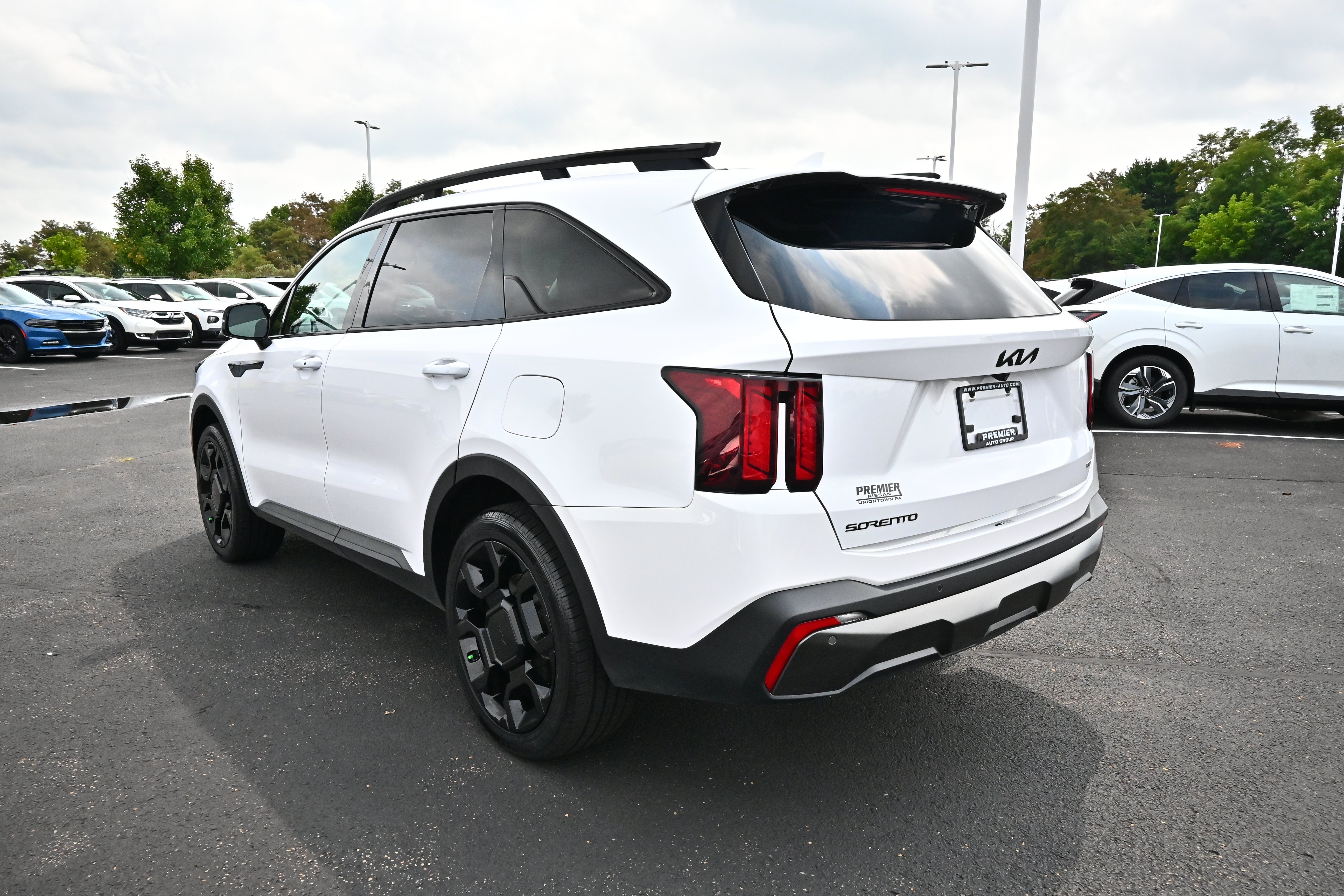 2025 Kia Sorento X-Line EX