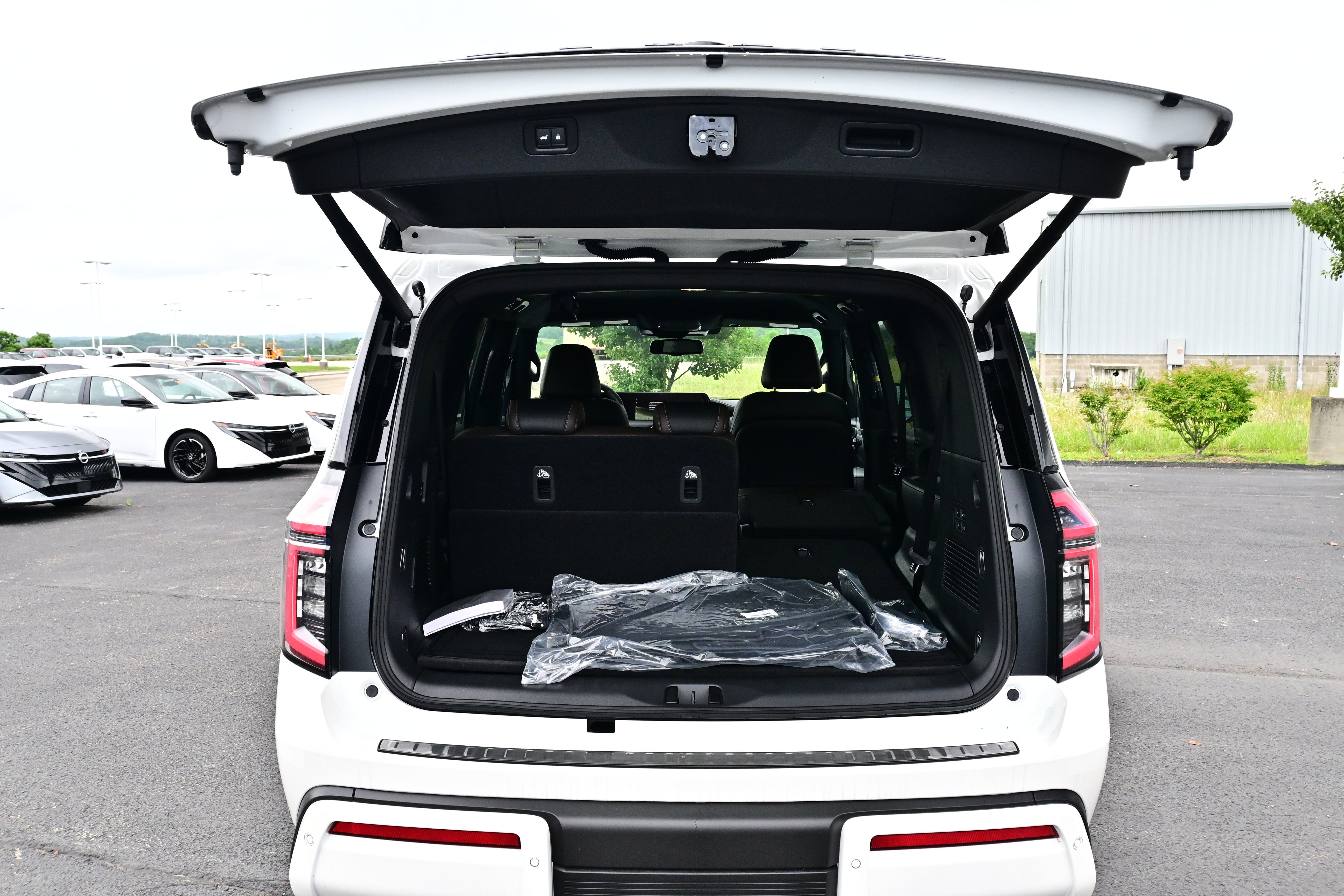 2026 Nissan Armada SL