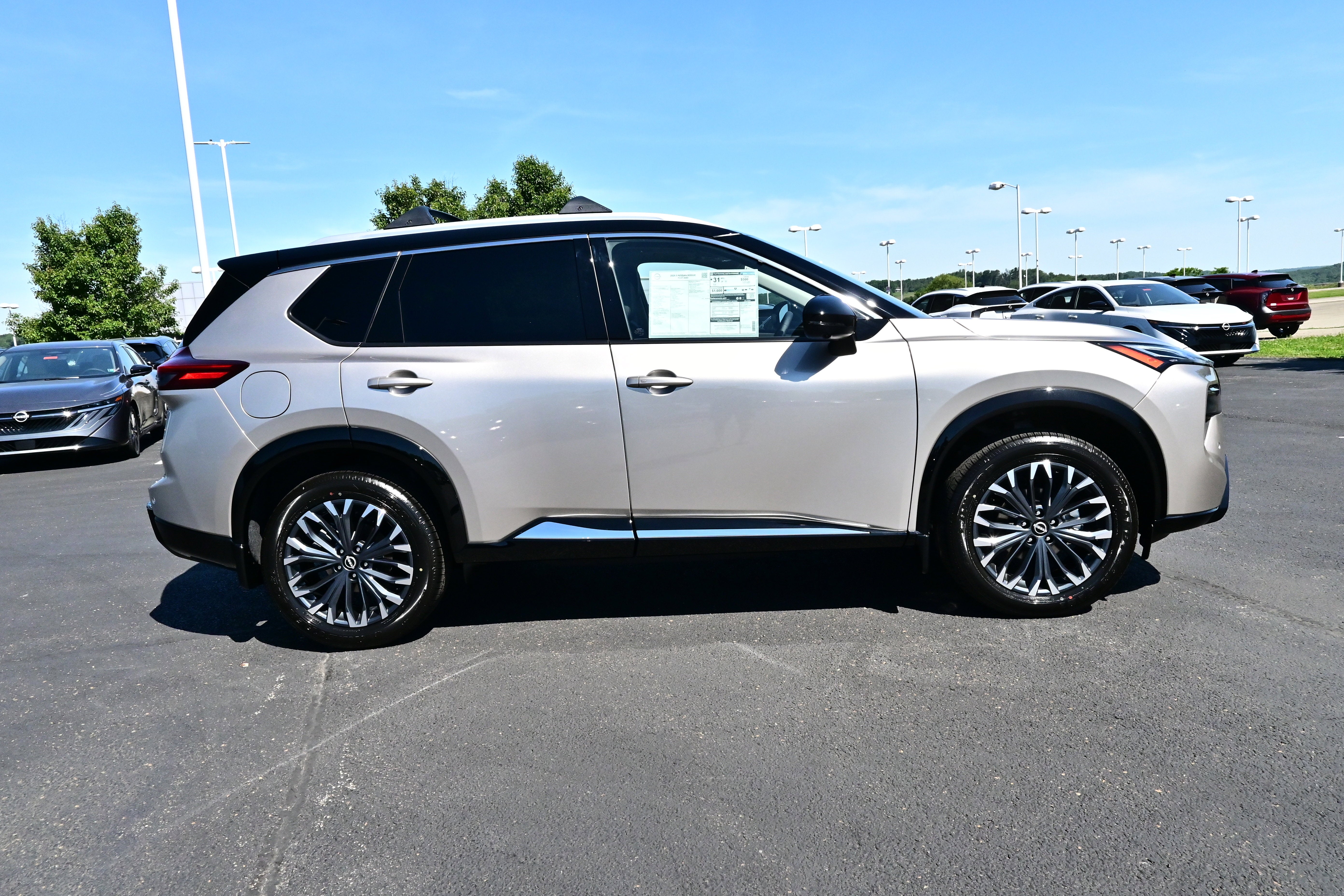 2026 Nissan Rogue Platinum