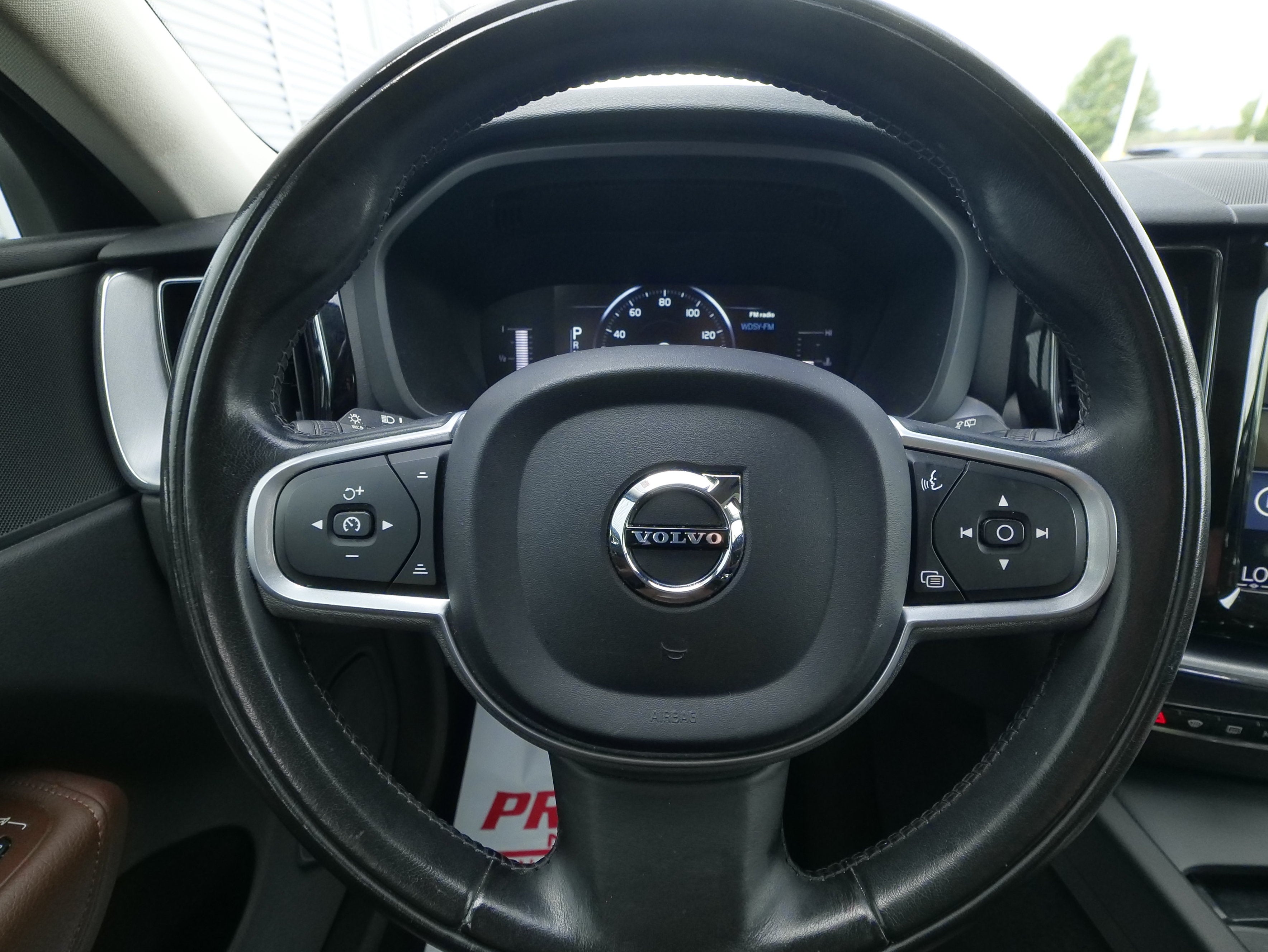 2019 Volvo XC60 Momentum
