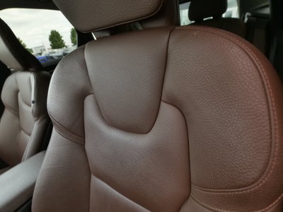 2019 Volvo XC60 Momentum