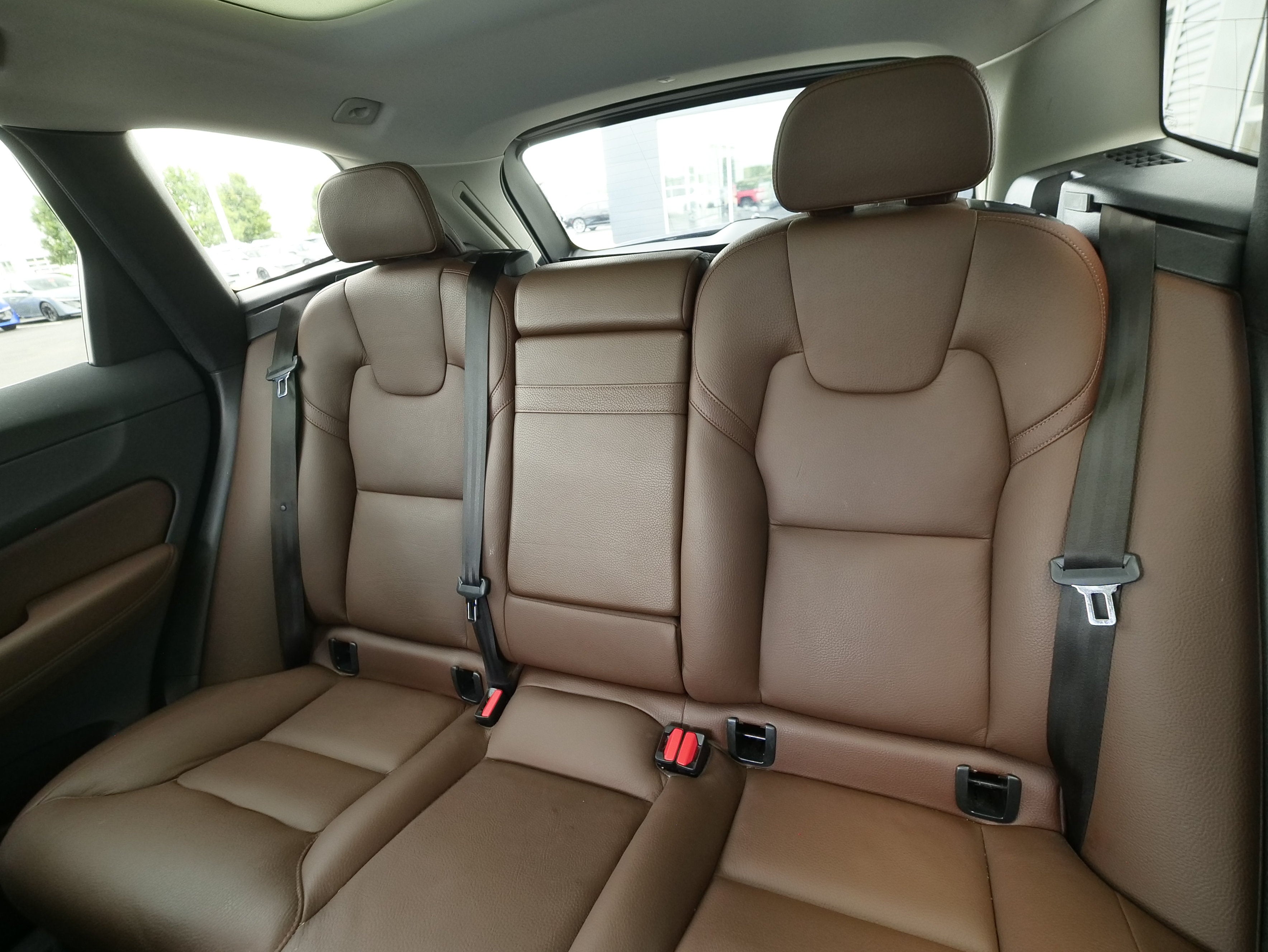 2019 Volvo XC60 Momentum