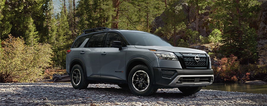 NISSAN Pathfinder Premier Nissan of Uniontown in Uniontown PA